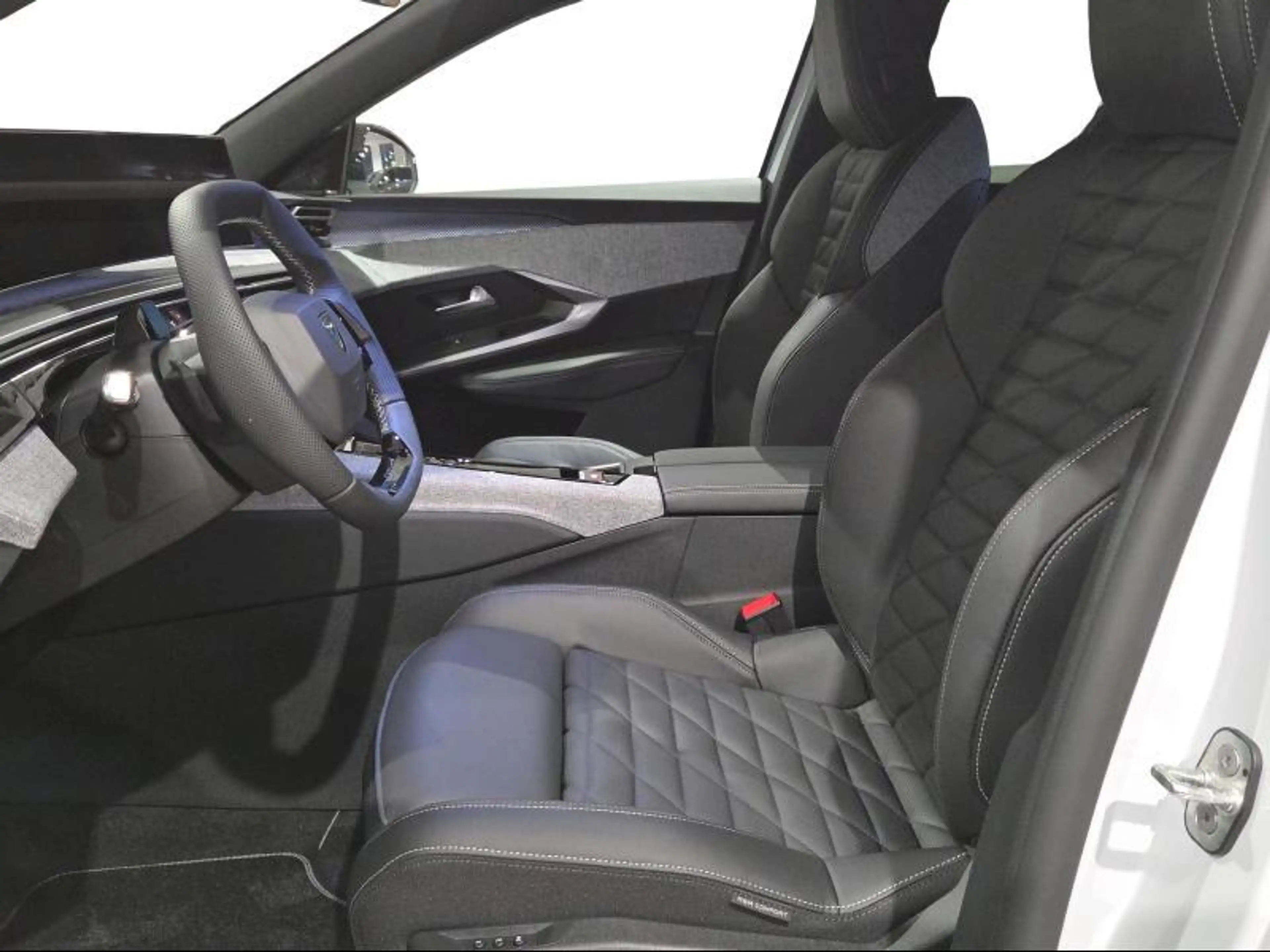 Peugeot 3008 Exclusive AWD Dual Motor 325pk Full Option — photo 14