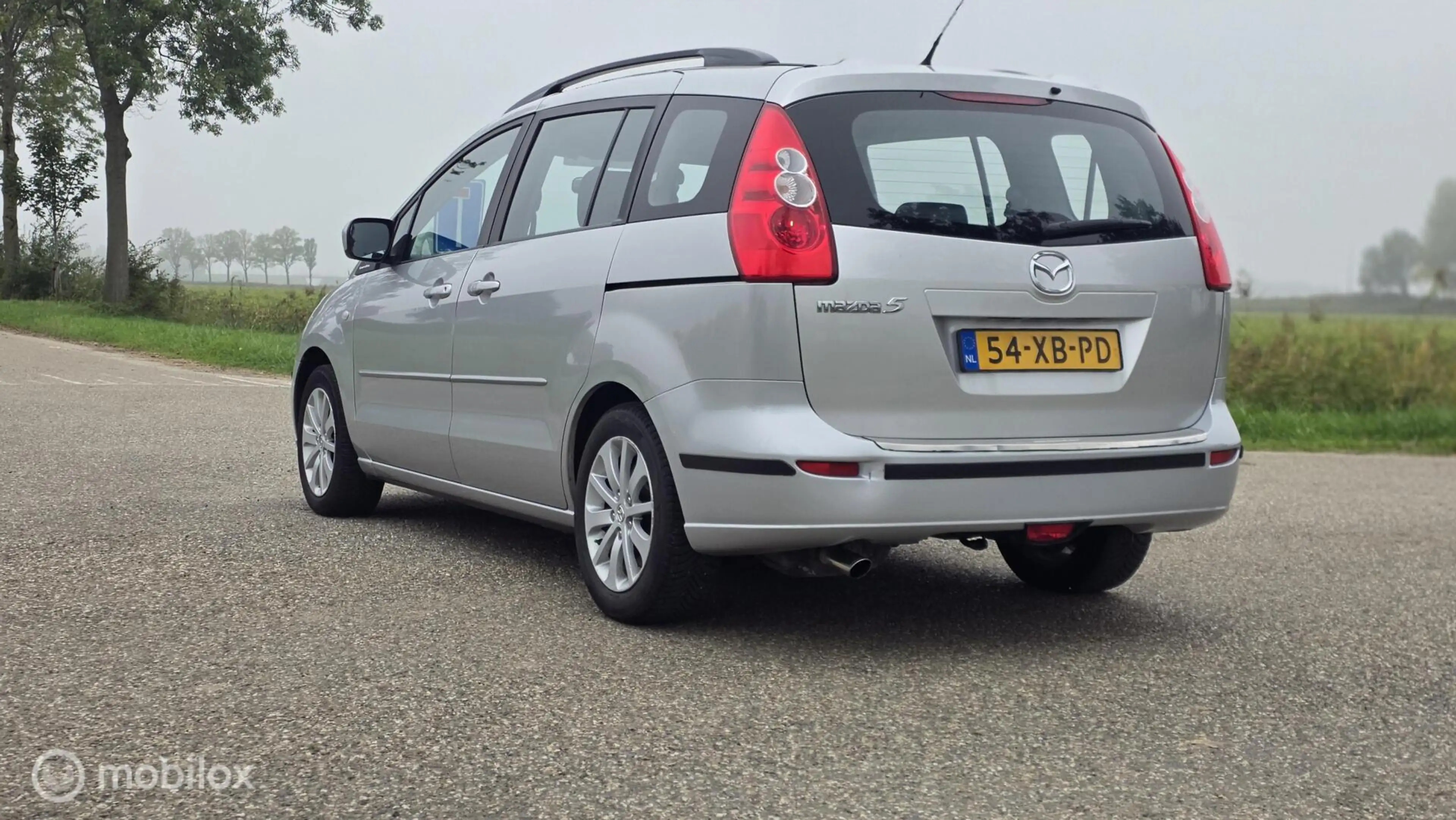 Mazda 5 1.8 Executive 7 persoons lage kilometerstand! — photo 4