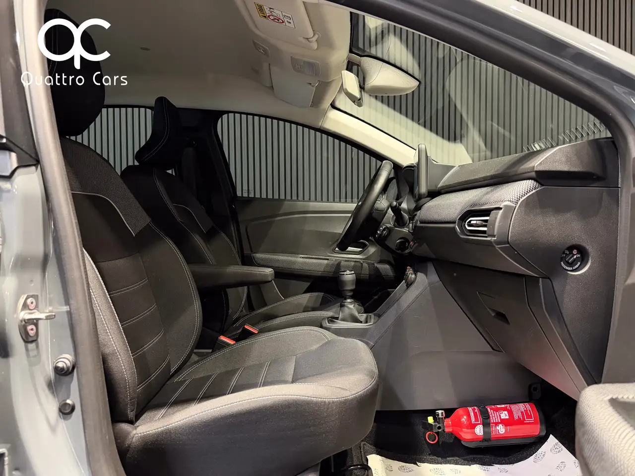 Dacia Sandero 1.0 TCe - Garantie Dacia 2029 - Car Play - Camera 12