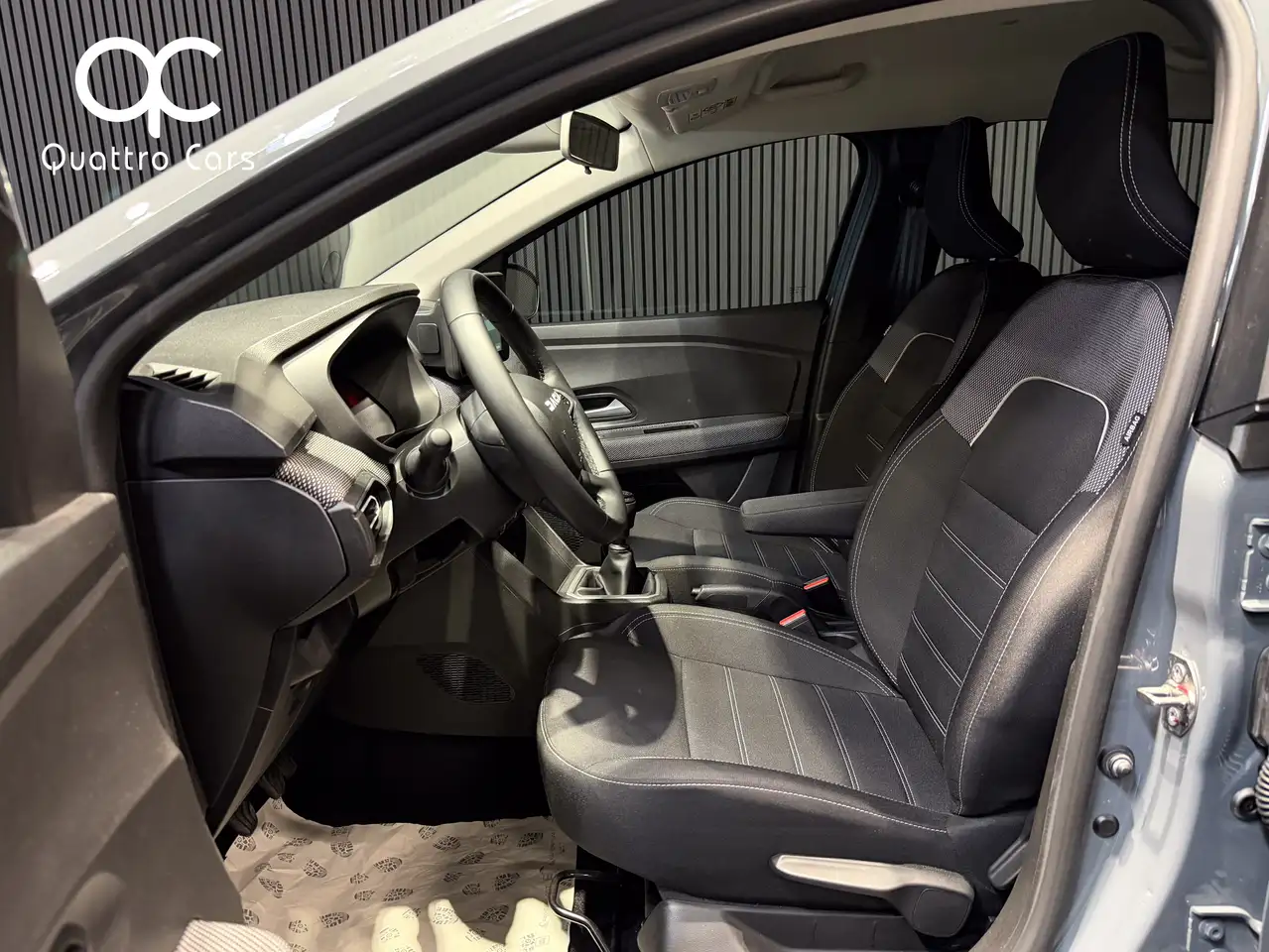 Dacia Sandero 1.0 TCe - Garantie Dacia 2029 - Car Play - Camera 10