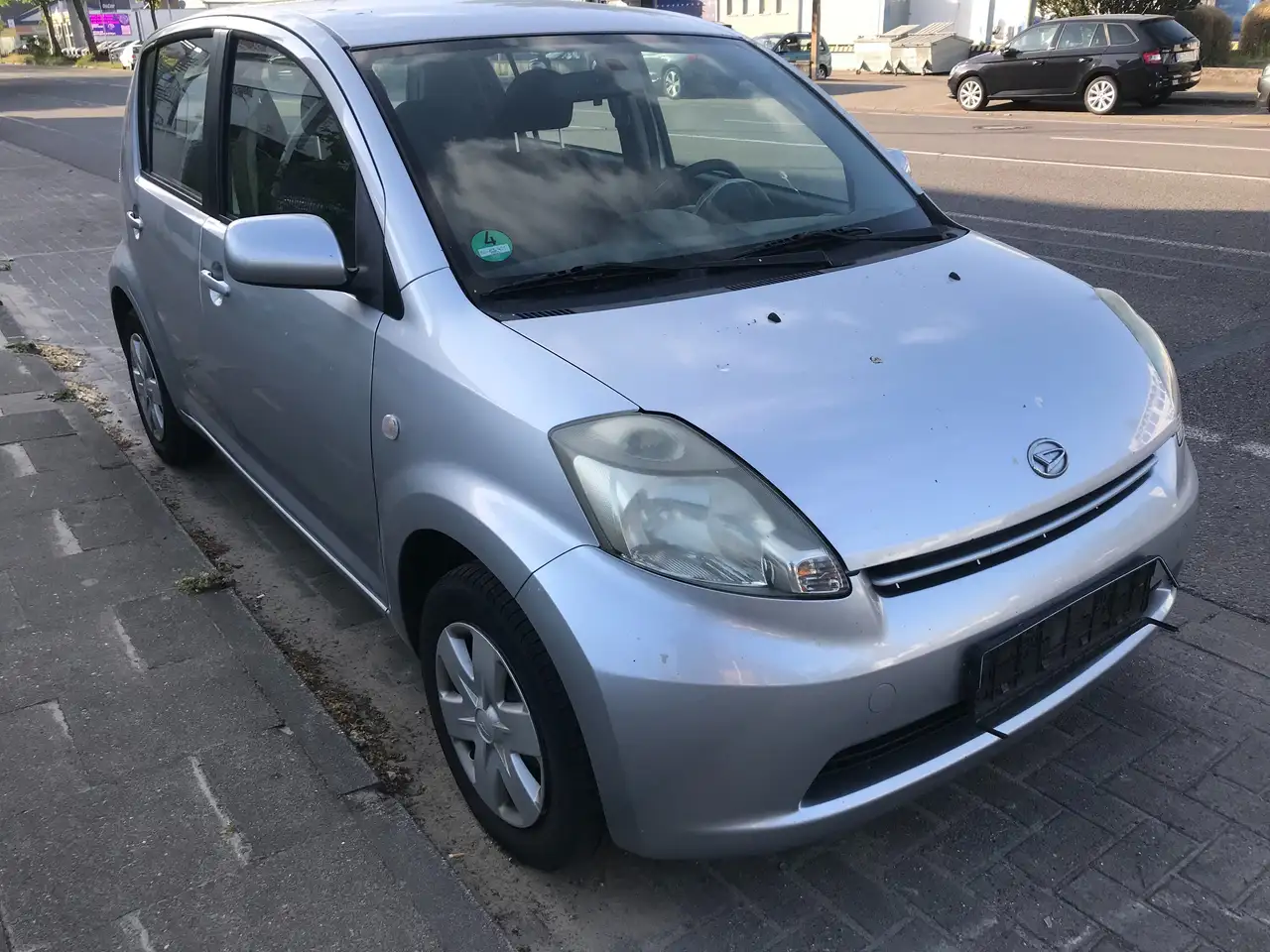 Daihatsu Sirion