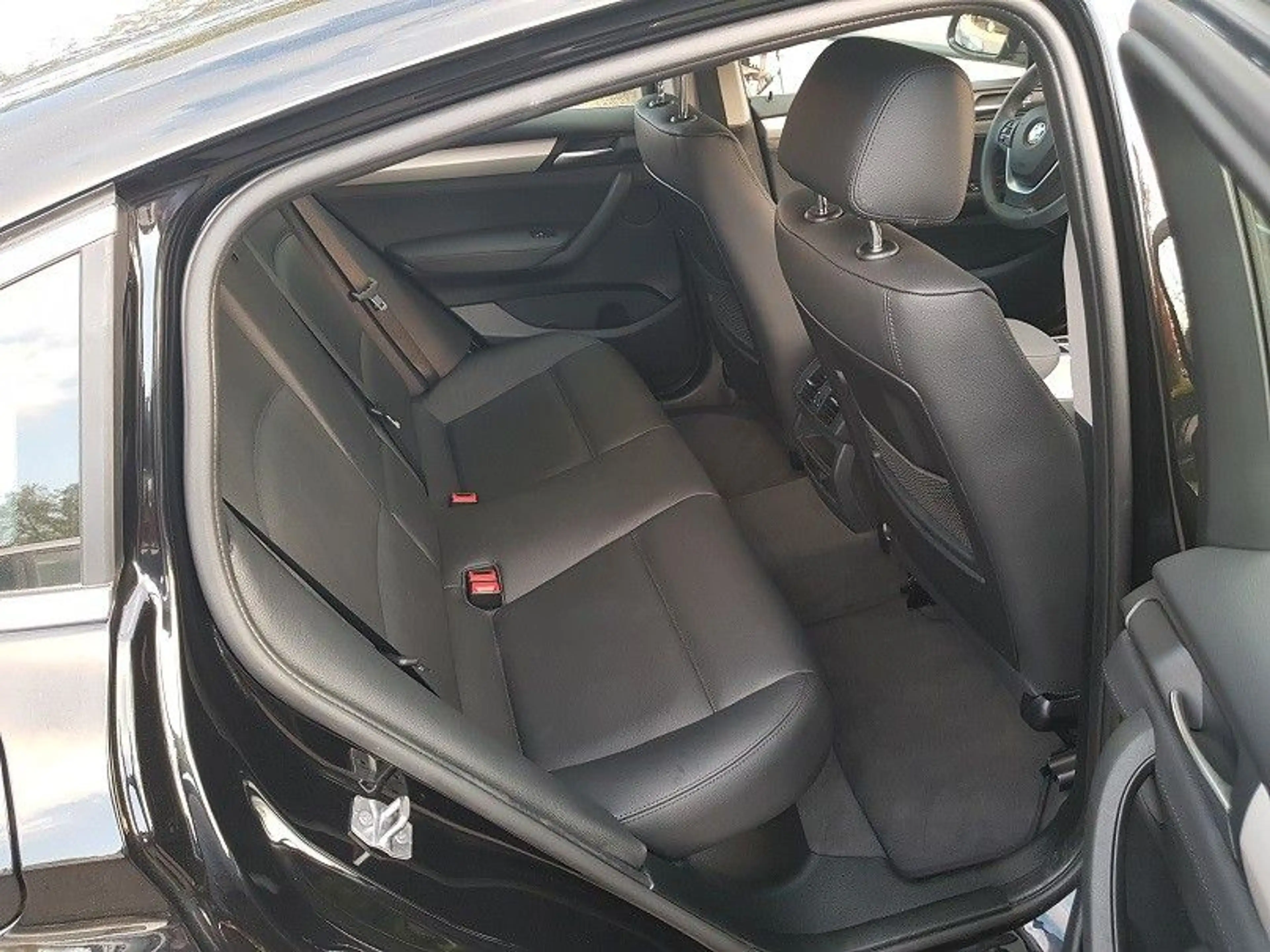 BMW X4 xDrive30d Aut Klima SHZ Leder Navi LED — photo 10