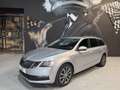 Skoda Octavia (3) 1.6 TDI SCR 116 DSG7 Edition / Attelage / ADML Gris - thumbnail 2