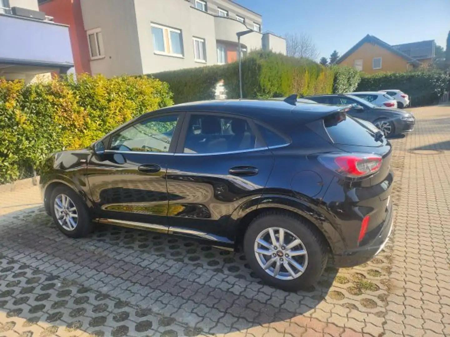 Ford Puma Puma 1,0 EcoBoost Hybrid ST-Line Vignale ST-Line Vignale Schwarz - 1