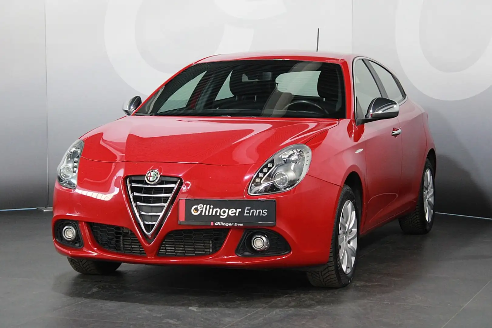 Alfa Romeo Giulietta Distinctive Rot - 2
