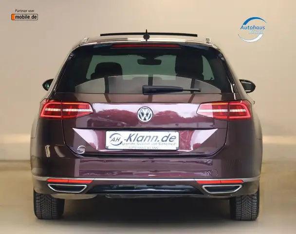 Volkswagen Passat view 7