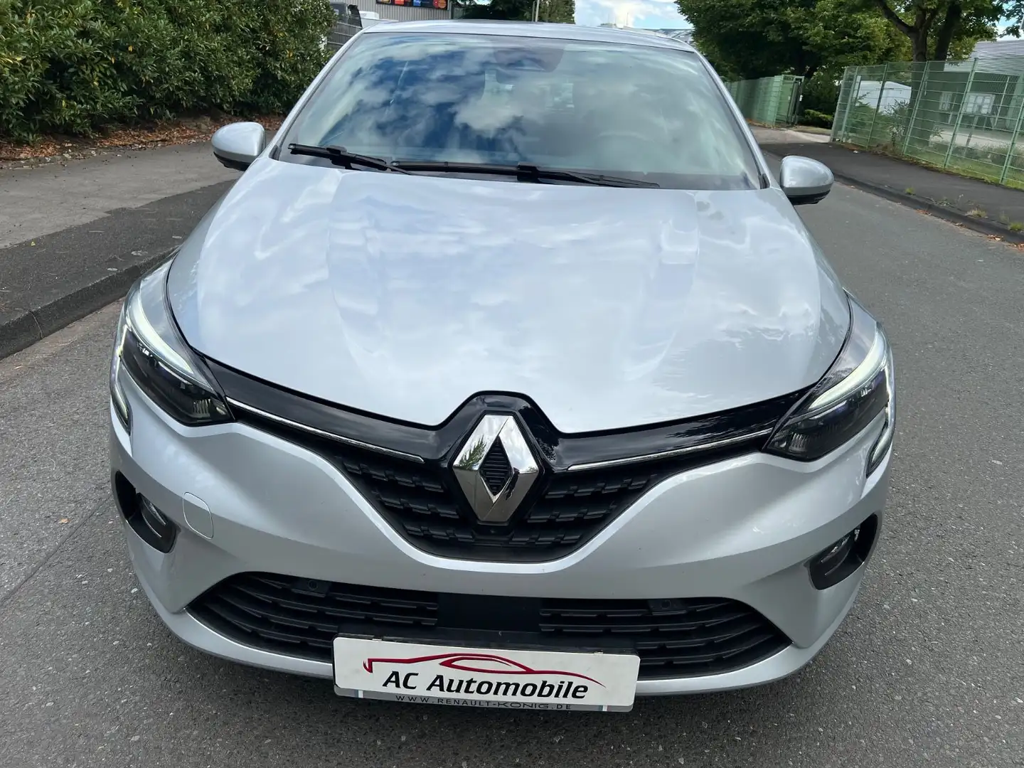 Renault Clio V Intens *Automatik*Navi*Sitzheizung*LED* Argent - 2