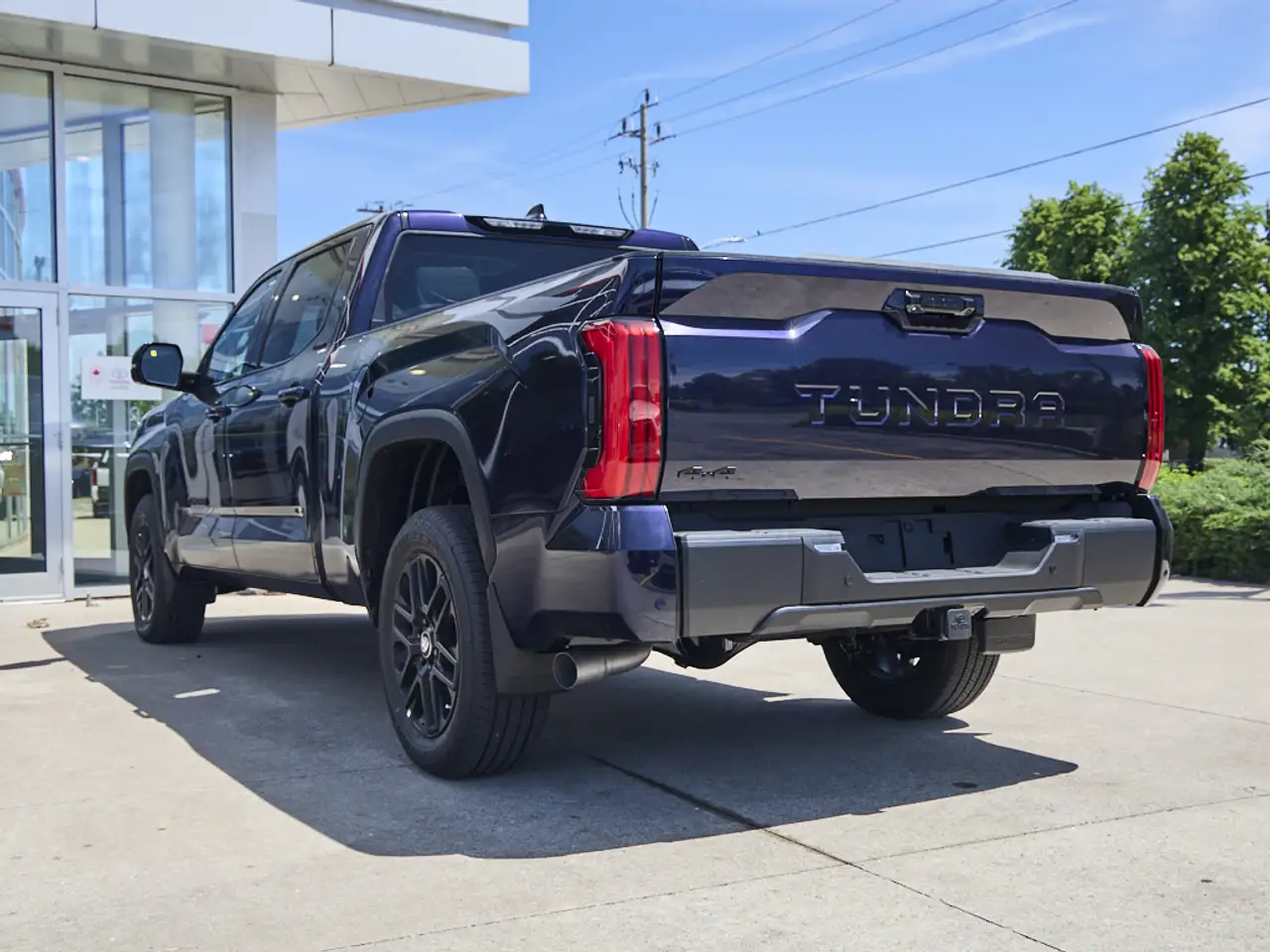 Toyota Tundra снимка Toyota Tundra