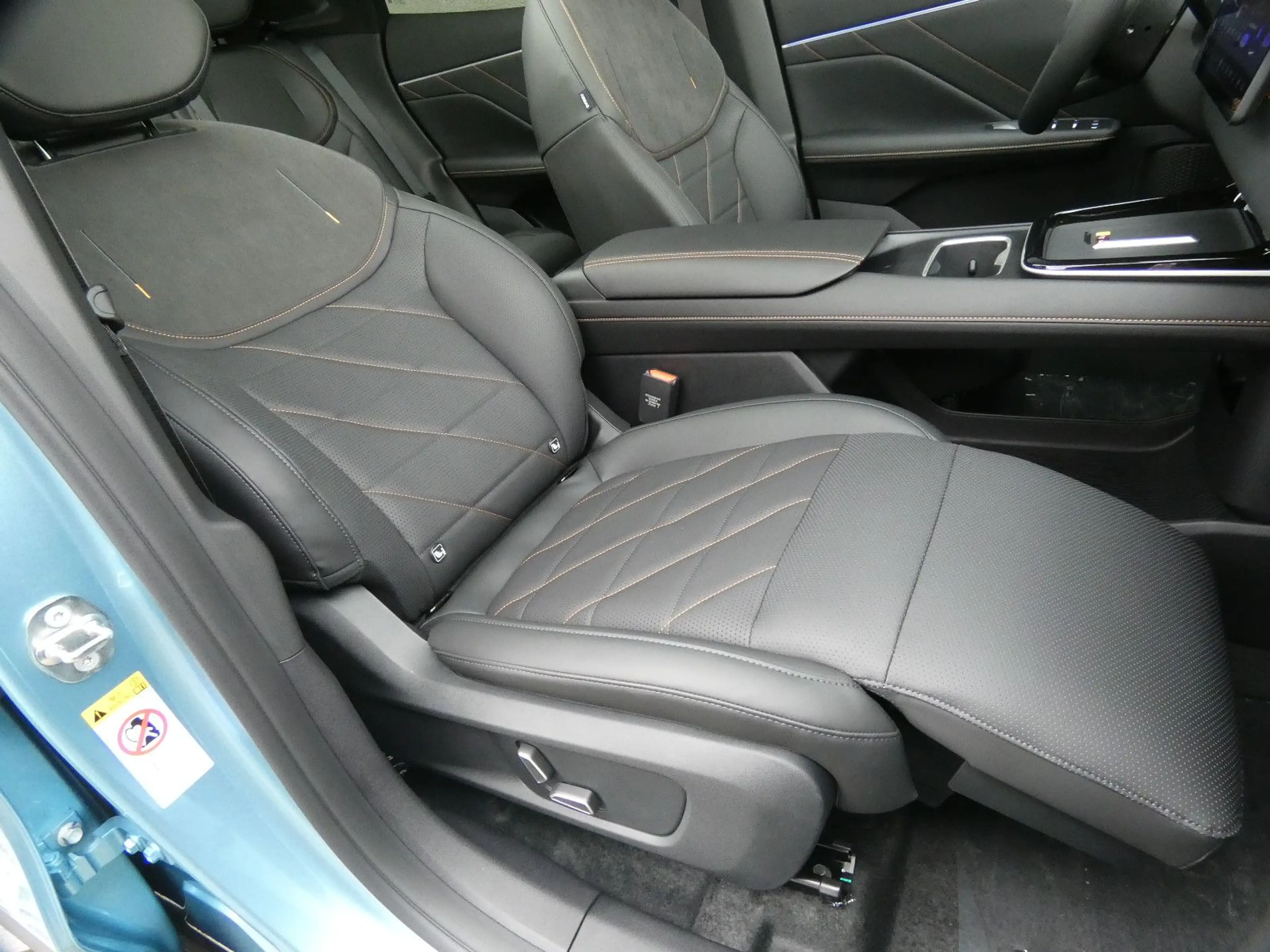 Changan Deepal S05 RWD MAX/Panorama/Leder/360°/20" LMF — photo 24