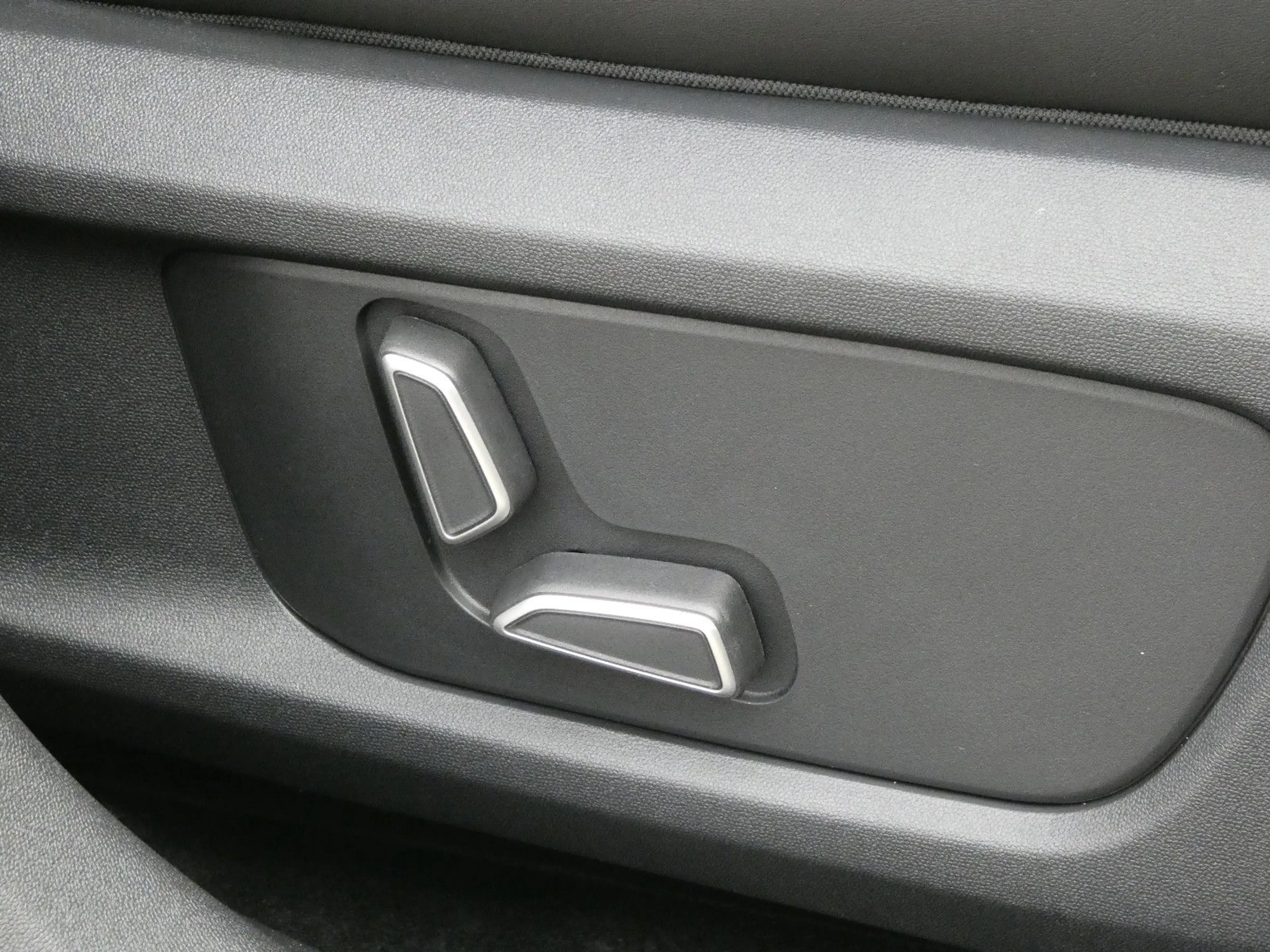 Changan Deepal S05 RWD MAX/Panorama/Leder/360°/20" LMF — photo 30