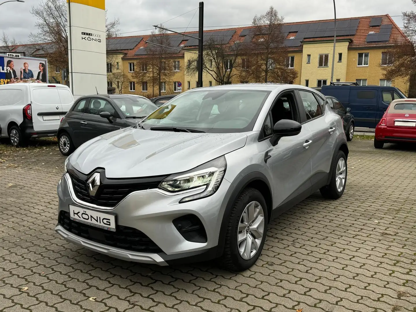 Renault Captur TCe 140 EDC EVOLUTION KLIMA*NAVI*KAMERA Silber - 1