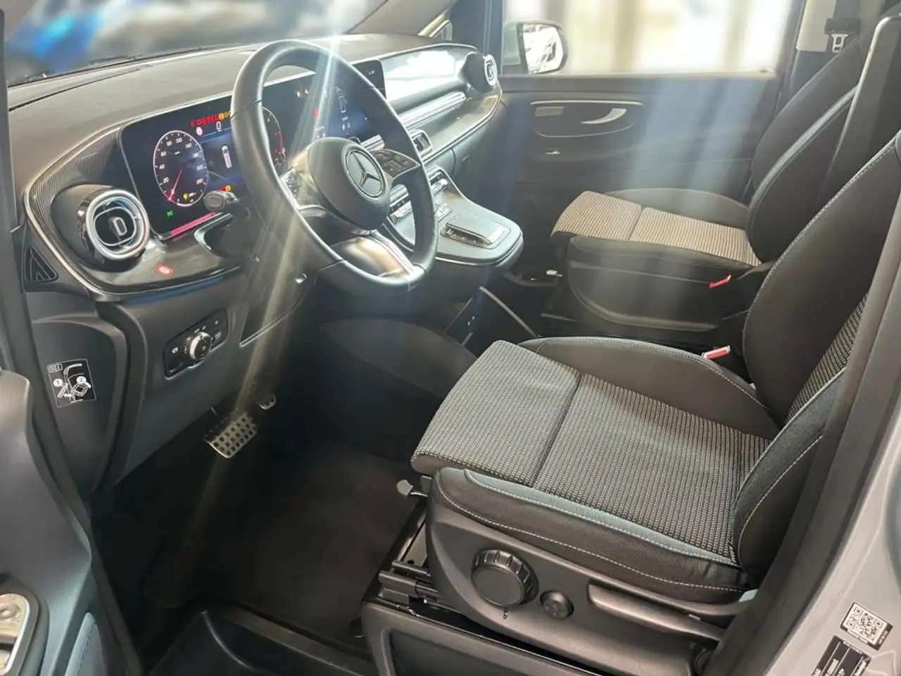 Mercedes-Benz V 250 d STYLE Lang Distronic/MultiBeam LED 5