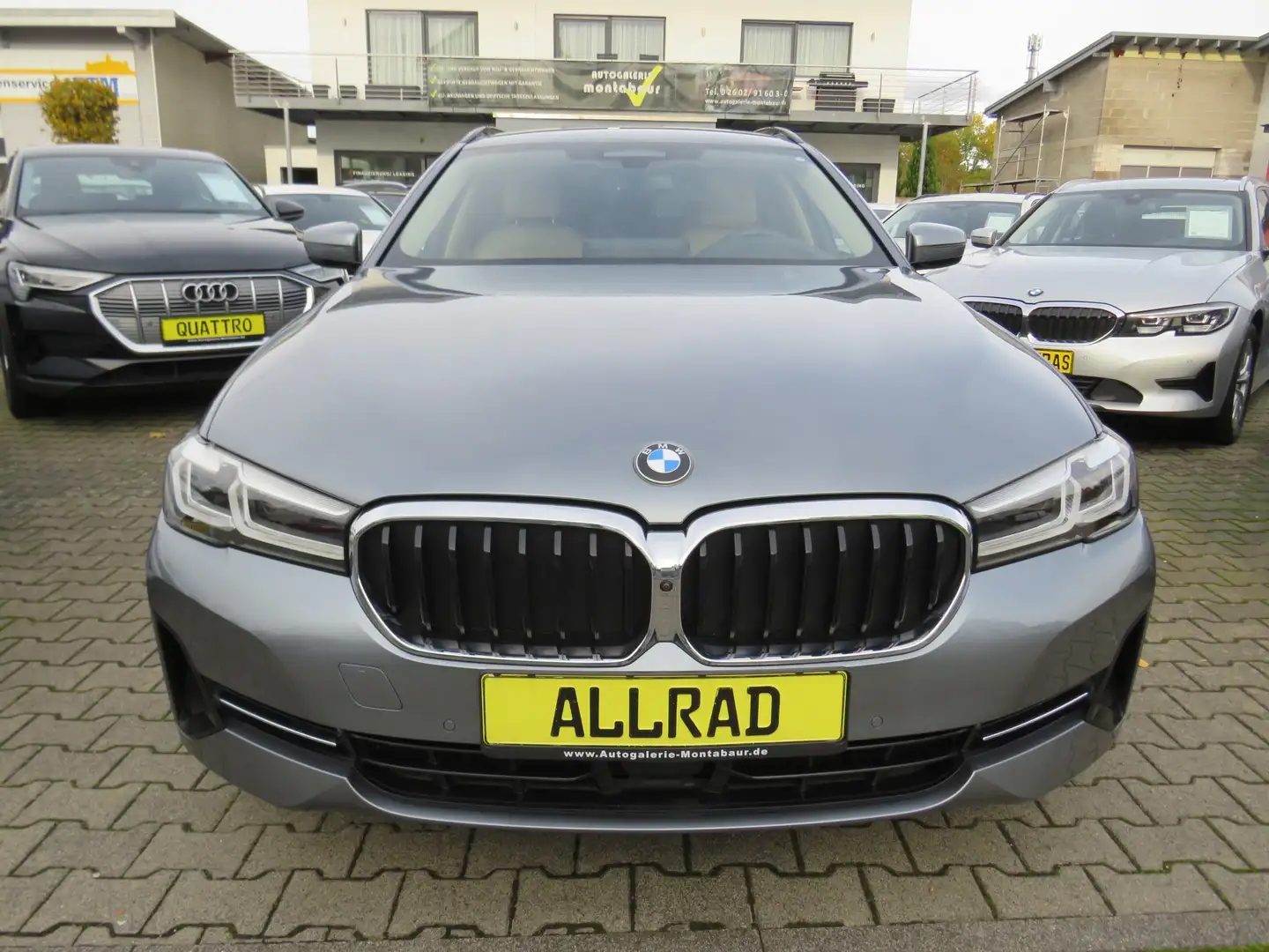 BMW 520 dA touring xDrive *HUD *360 GRAD KAMERA *ACC Gris - 2