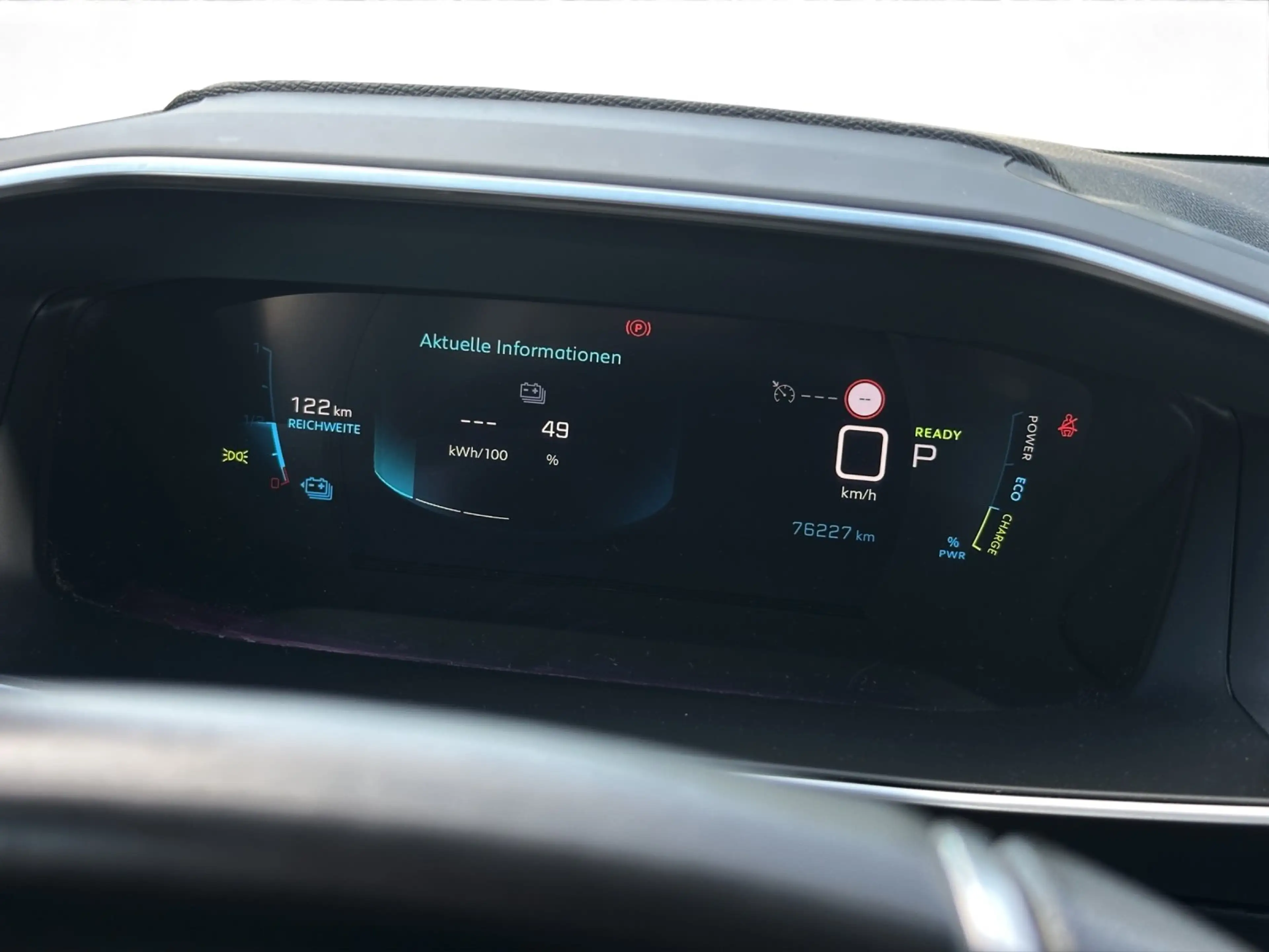 Peugeot e-208 GT 136 NAVI CARPLAY KAMERA SHZ KLIMA — photo 14