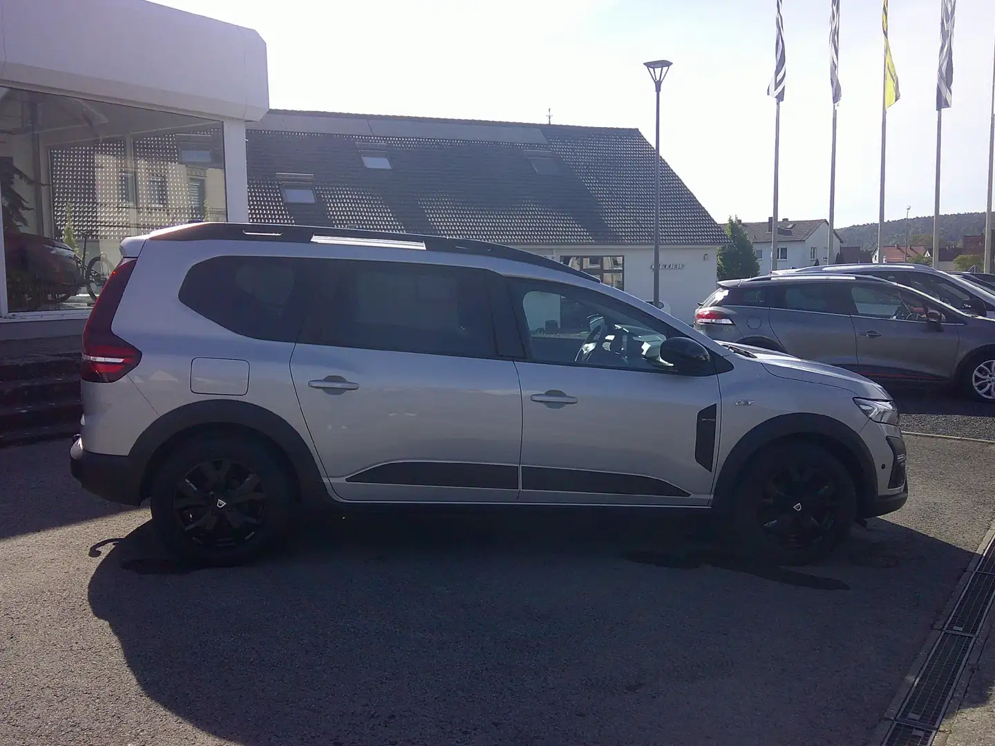 Dacia Jogger TCe 100 ECO-GAS Extreme+ Gris - 1