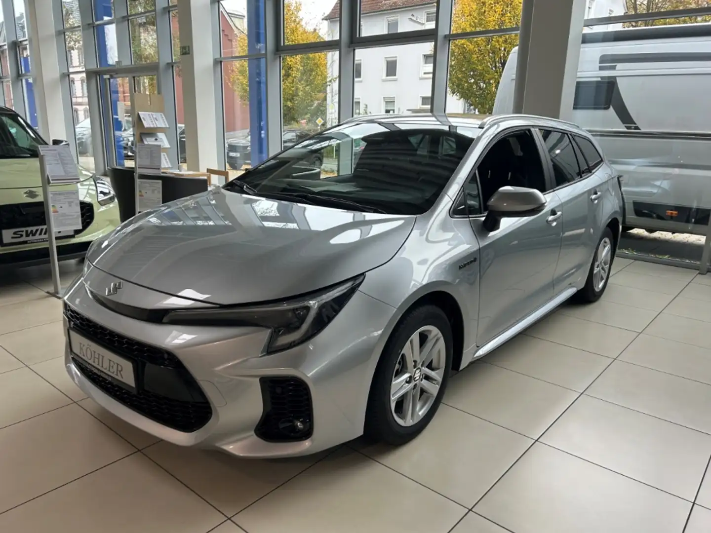 Suzuki Swace 1.8 HYBRID CVT Comfort+ LED  SITZHEIZUNG Ezüst - 1