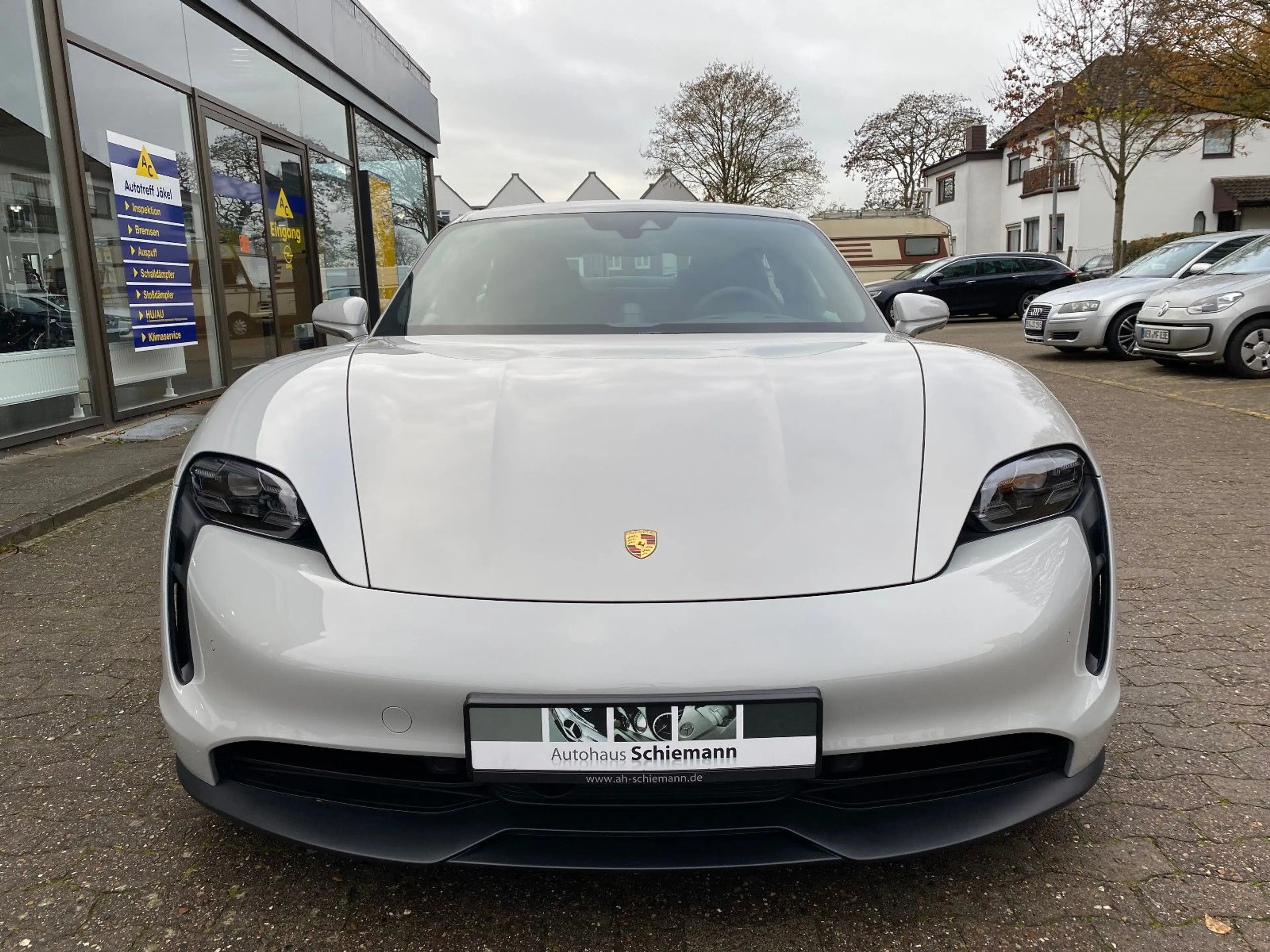 Porsche Taycan 4 S PERFORMANCE-BATT.-PLUS/UVP:149T€/21"