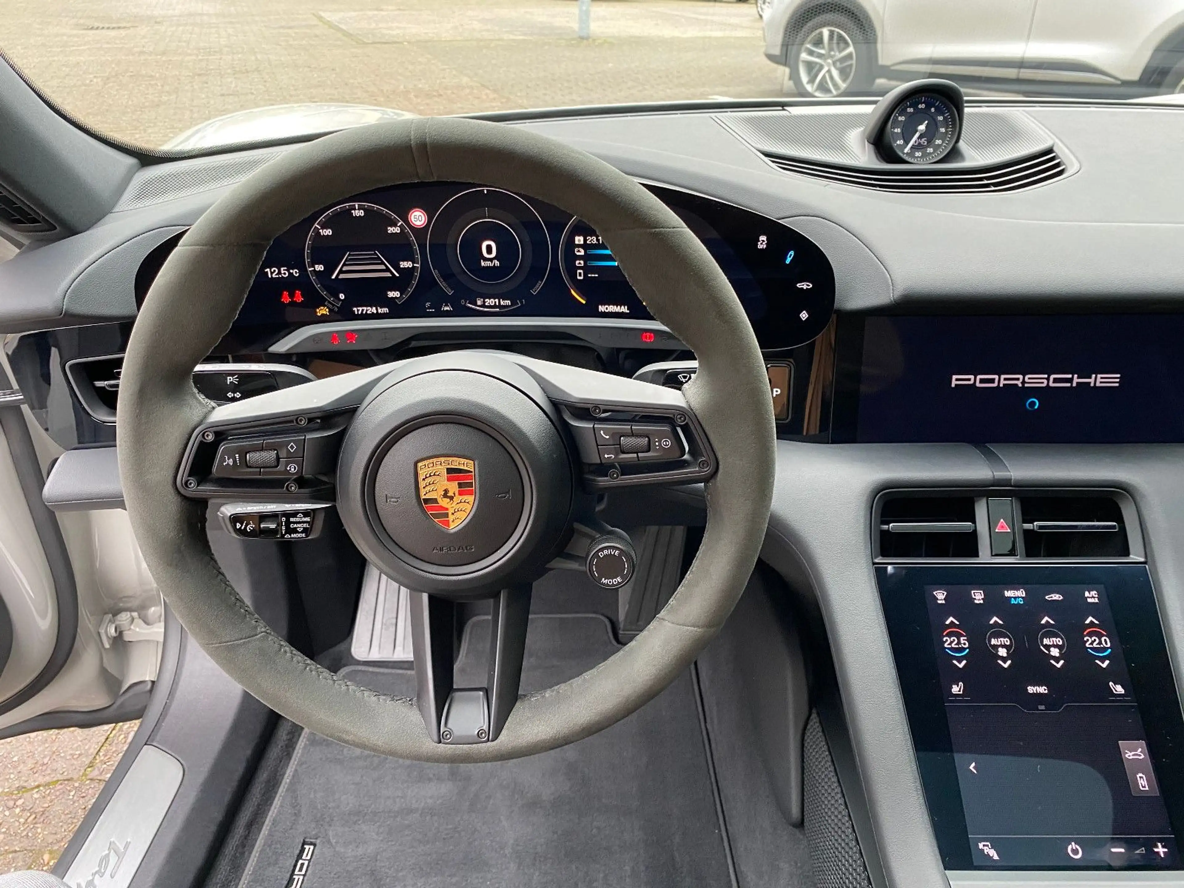 Porsche Taycan 4 S PERFORMANCE-BATT.-PLUS/UVP:149T€/21" — photo 10