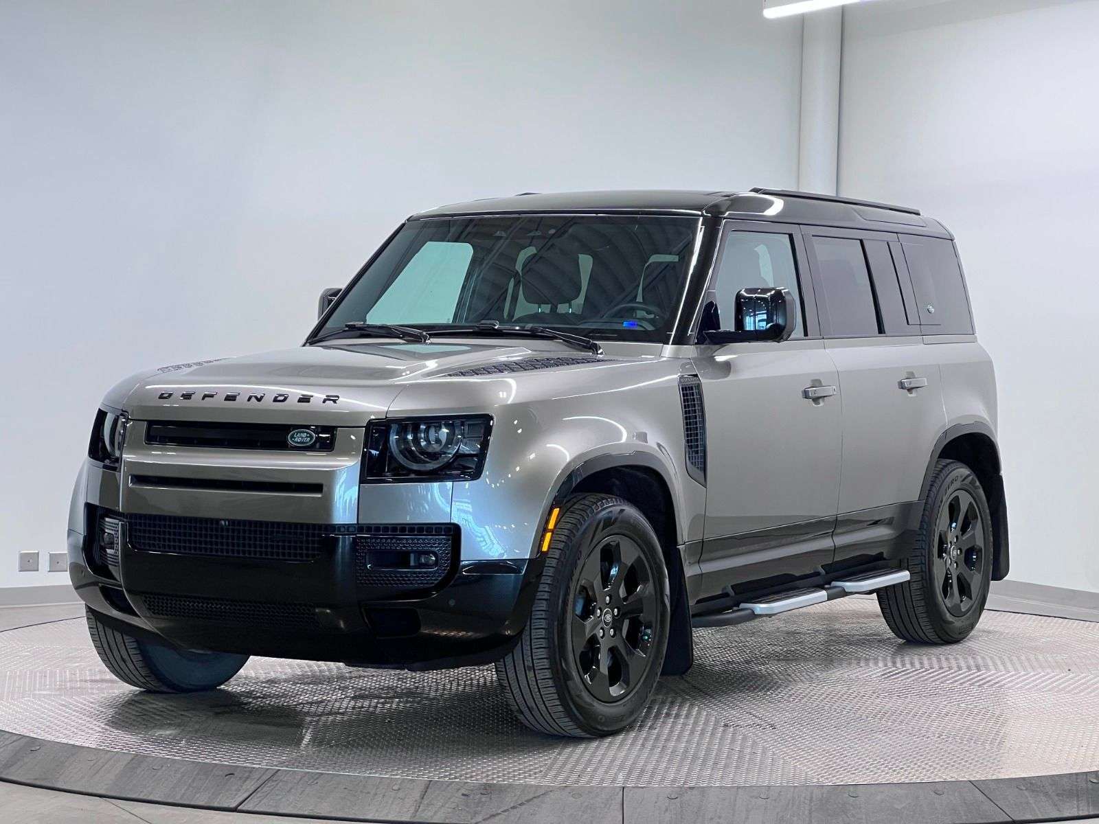 2023 Land Rover Defender 110 X-DYNAMIC SE AWD