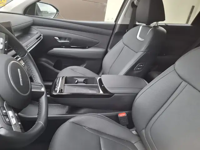 Hyundai Tucson view 15