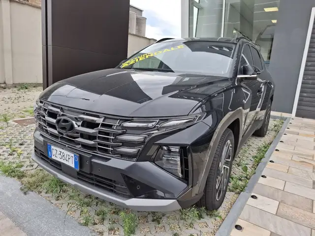 Hyundai Tucson view 3