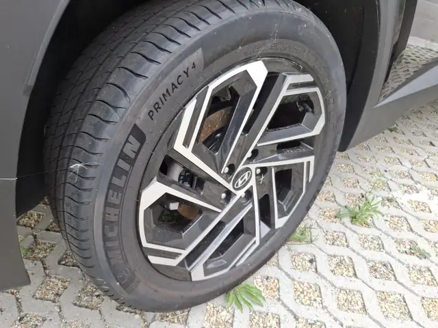 Hyundai Tucson view 10