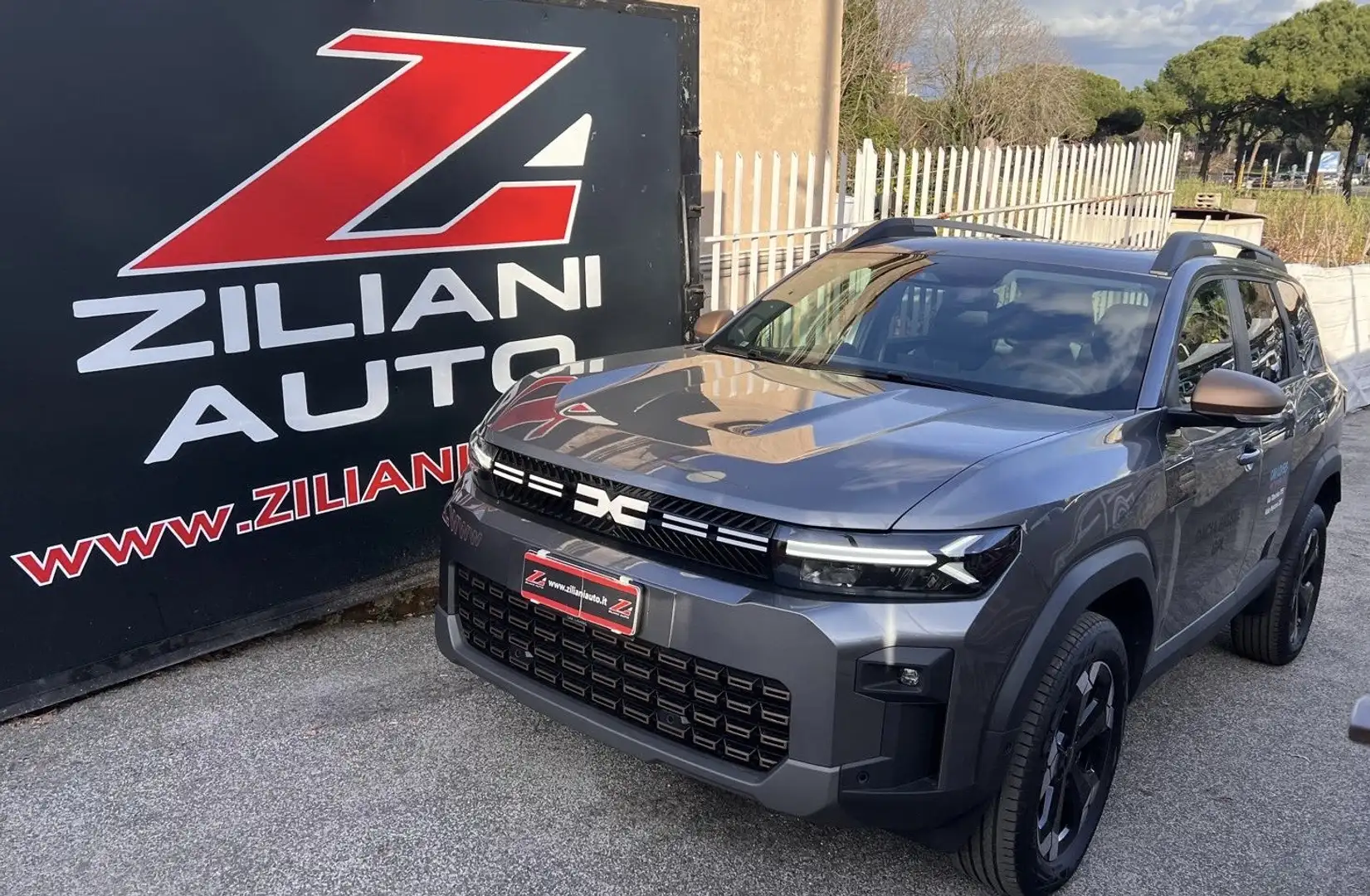 Dacia Bigster 1.2 mild hybrid Extreme 140cv TETTO..COME NUOVA.. Grau - 1