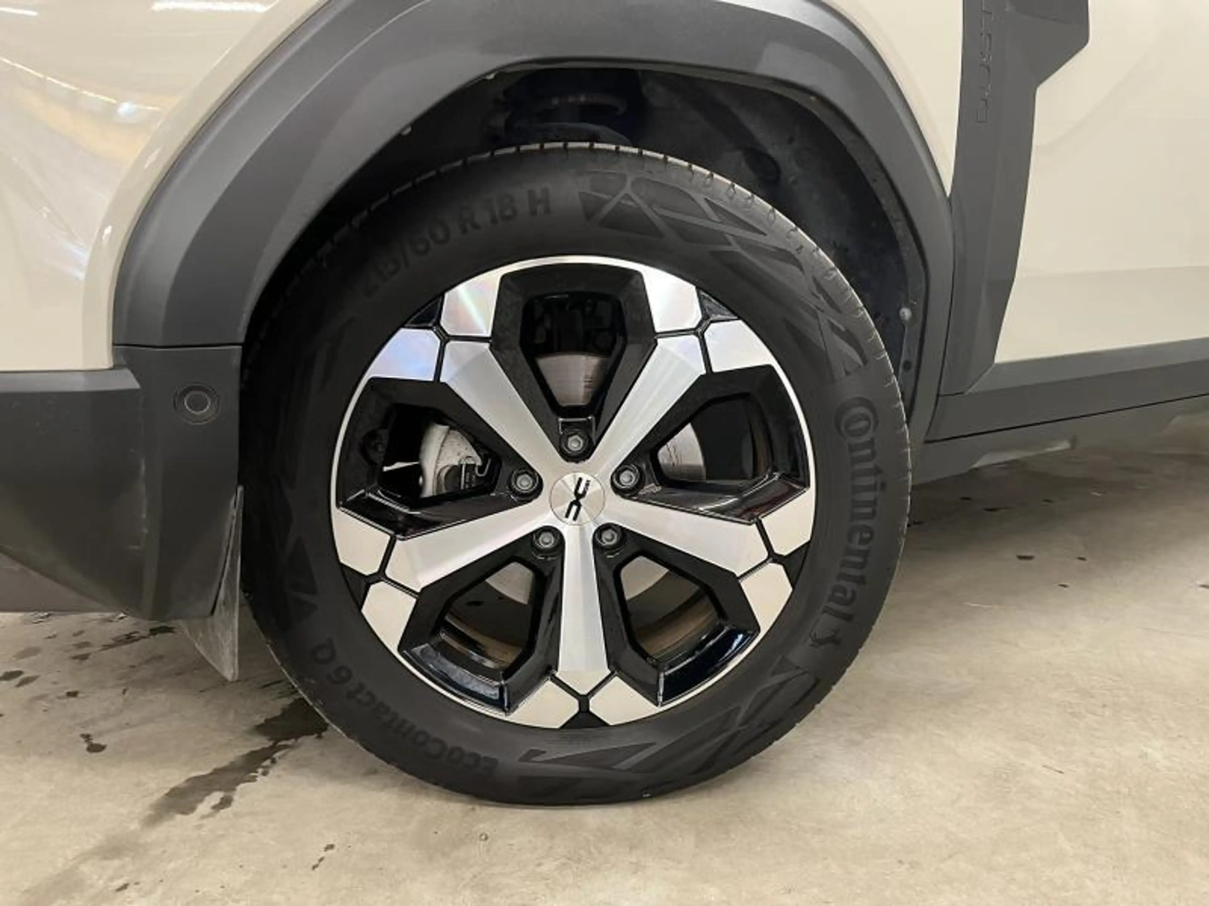 Dacia Duster 1.6Hybrid 140cv JOURNEY Navi/Carplay/Cam360 — photo 2