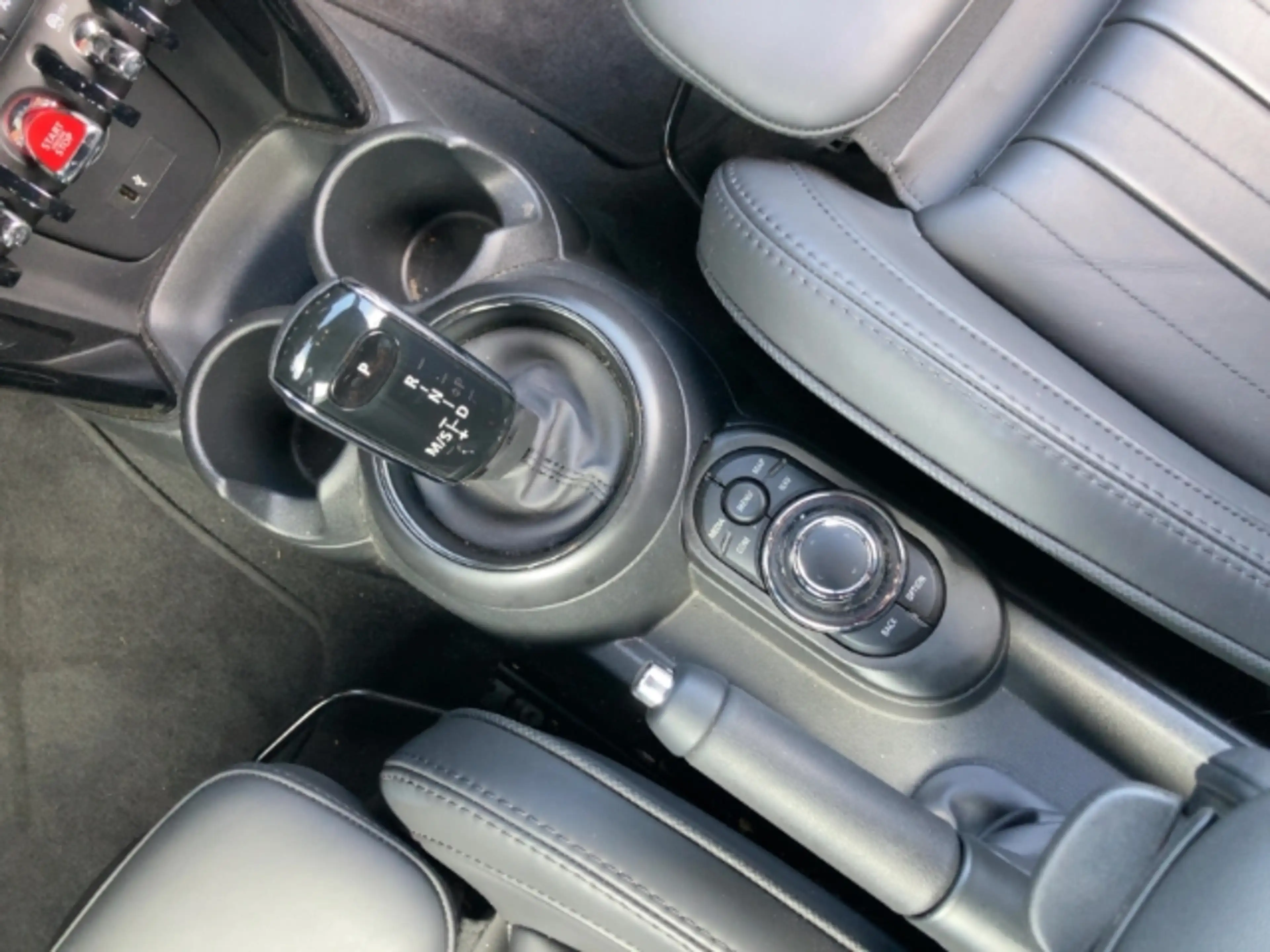 MINI Cooper Cabrio El. Verdeck AD Leder Digitales Cockpit LED Mehrzon — photo 11