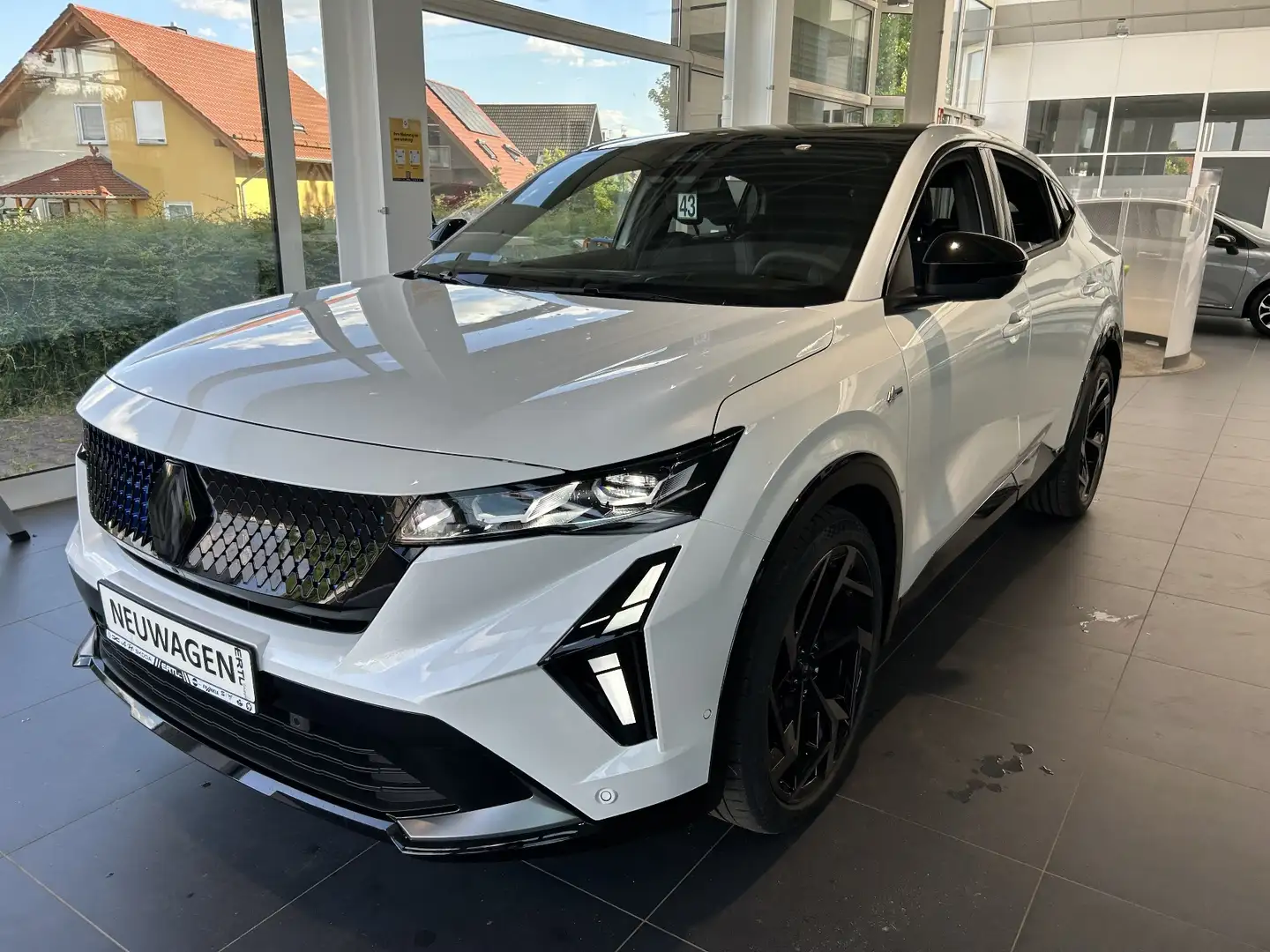 Renault Rafale Atelier Alpine Plug-in Hybrid 300 4x4 Blanc - 1