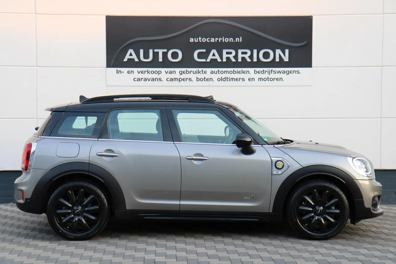 MINI Cooper S Countryman 2.0 E ALL4 PHEV Pano LED Leder !! Grijs - 2