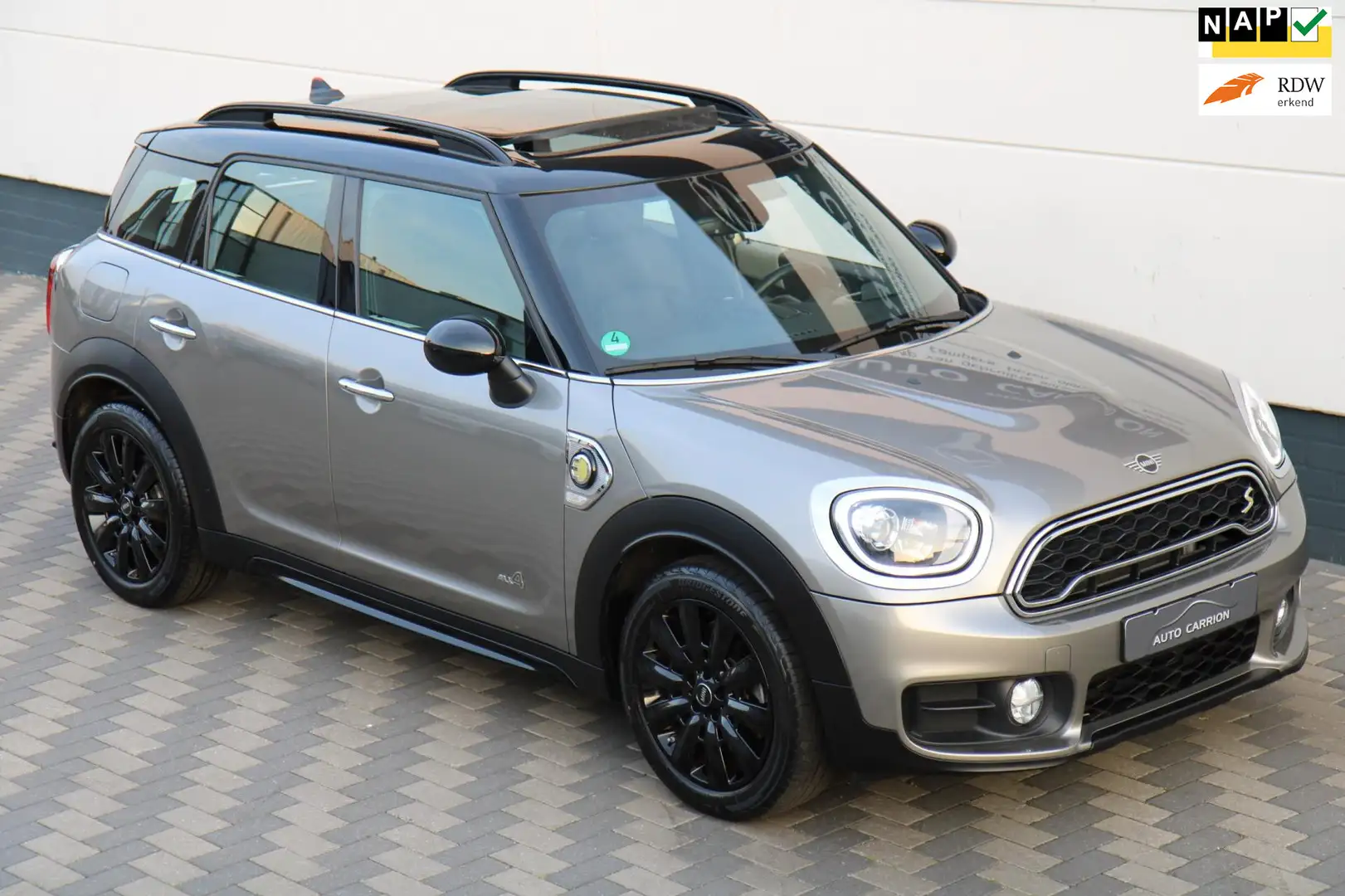 MINI Cooper S Countryman 2.0 E ALL4 PHEV Pano LED Leder !! Grijs - 1
