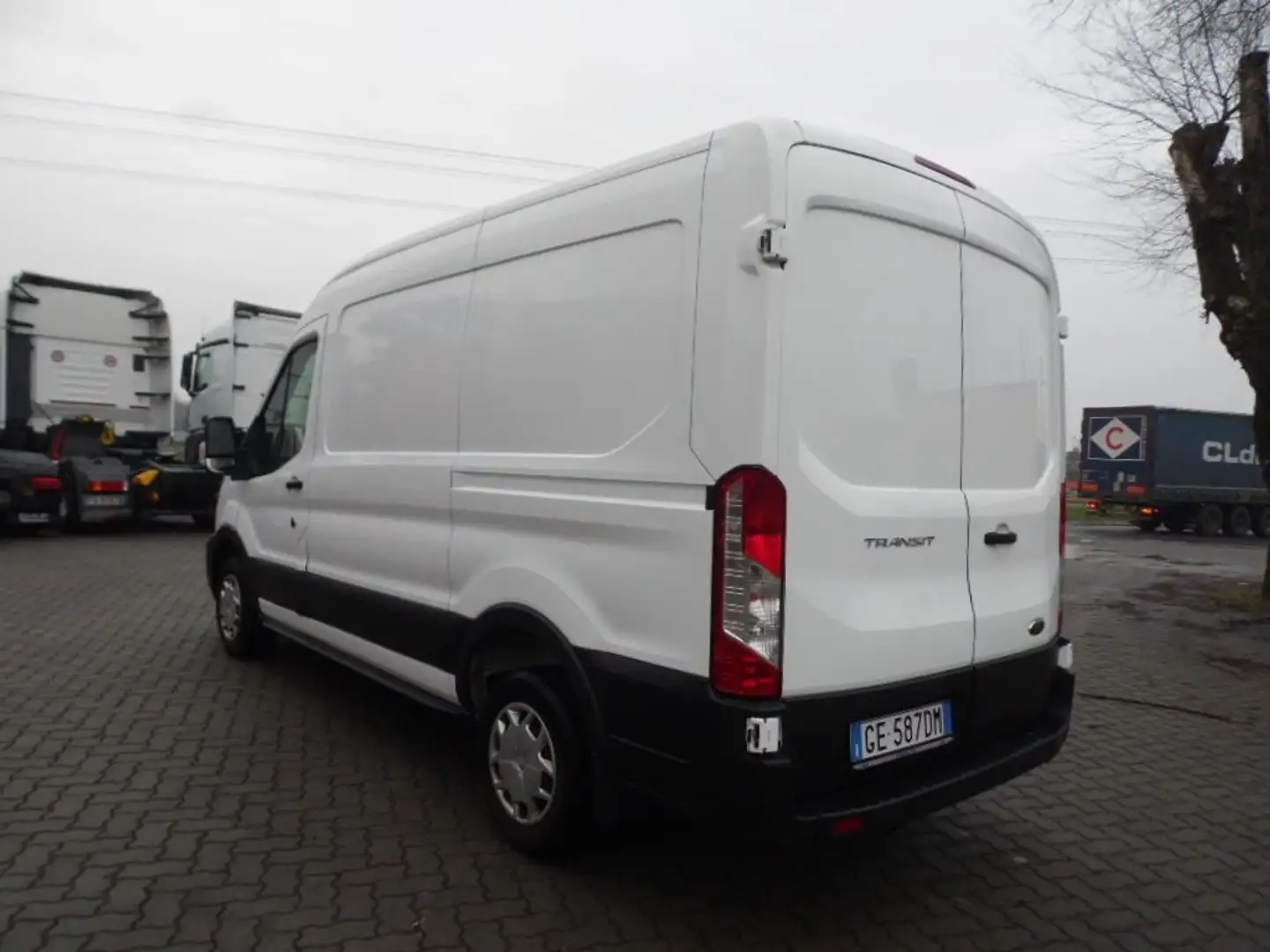 Ford Transit 310 2.0TDCi EcoBlue 130CV PM-TM Furgone Trend Weiß - 2