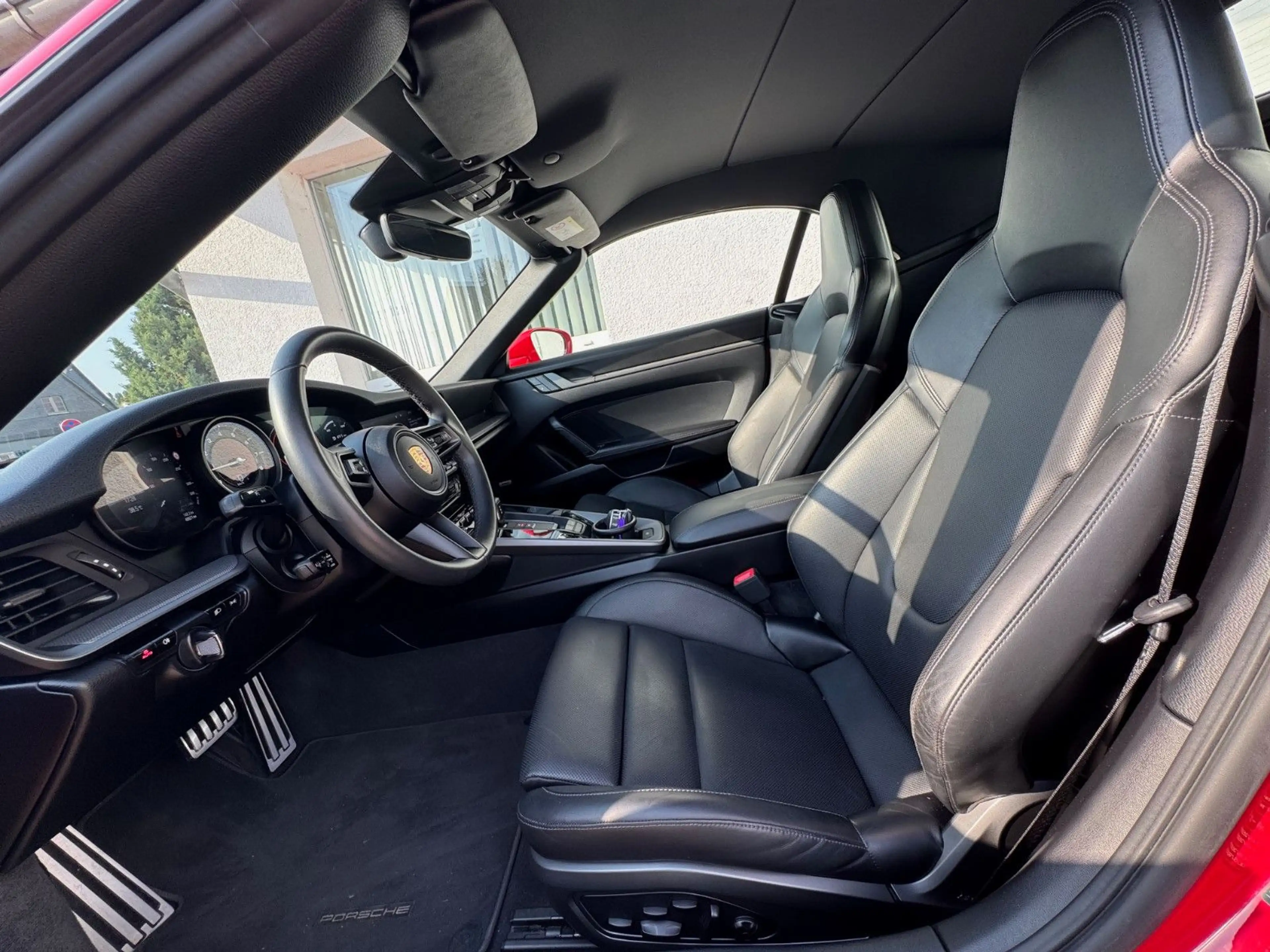 Porsche 911 992 Carrera Cabrio Nightview 360° BOSE ACC LEDER — photo 9