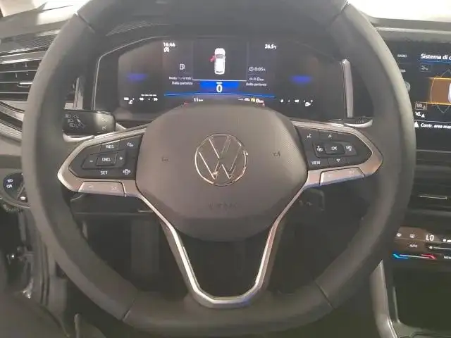 Volkswagen Polo view 12