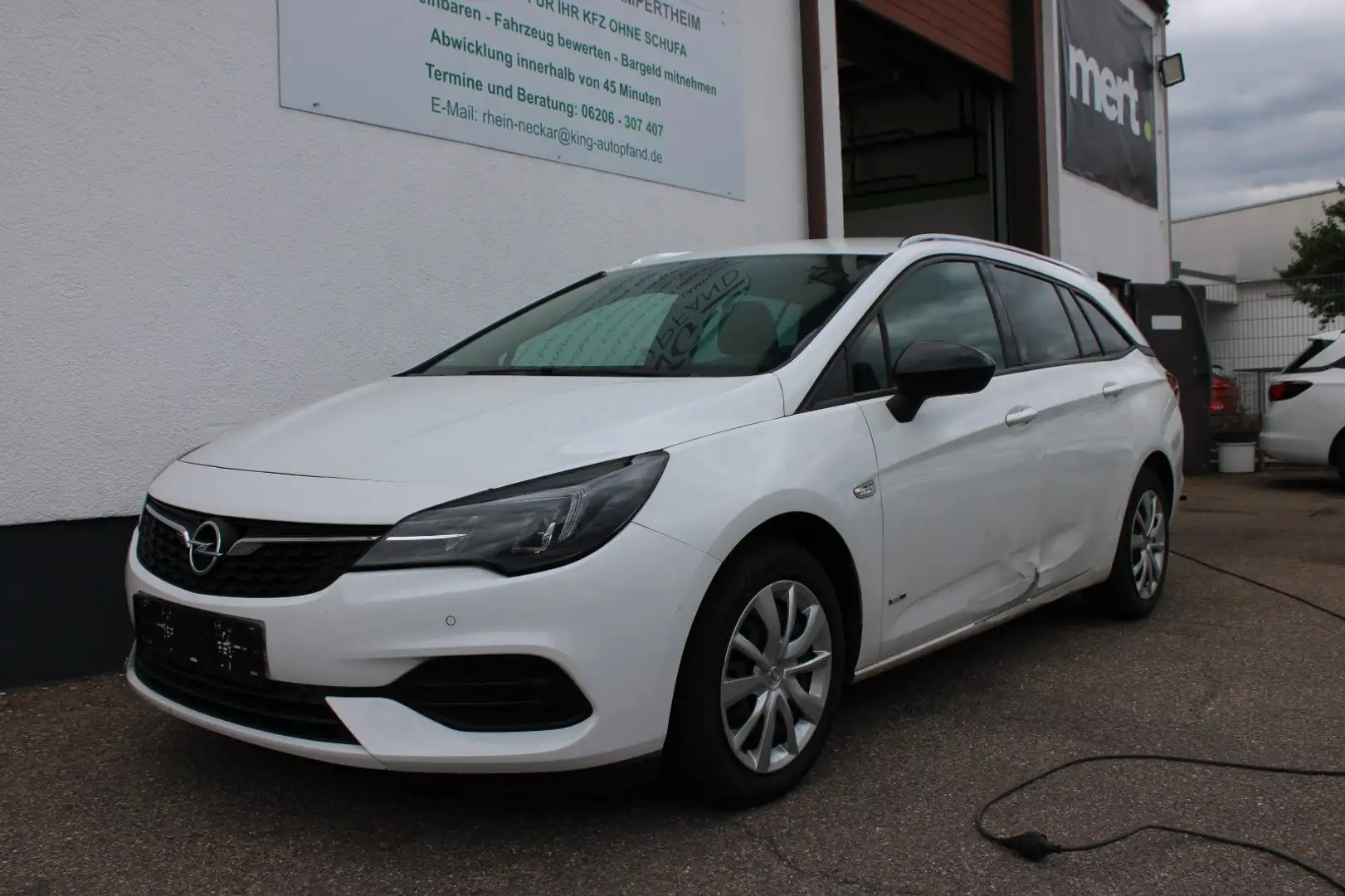 Opel Astra K 1.5 CDTI Design & Tech Navi PDC Kamera Weiß - 1