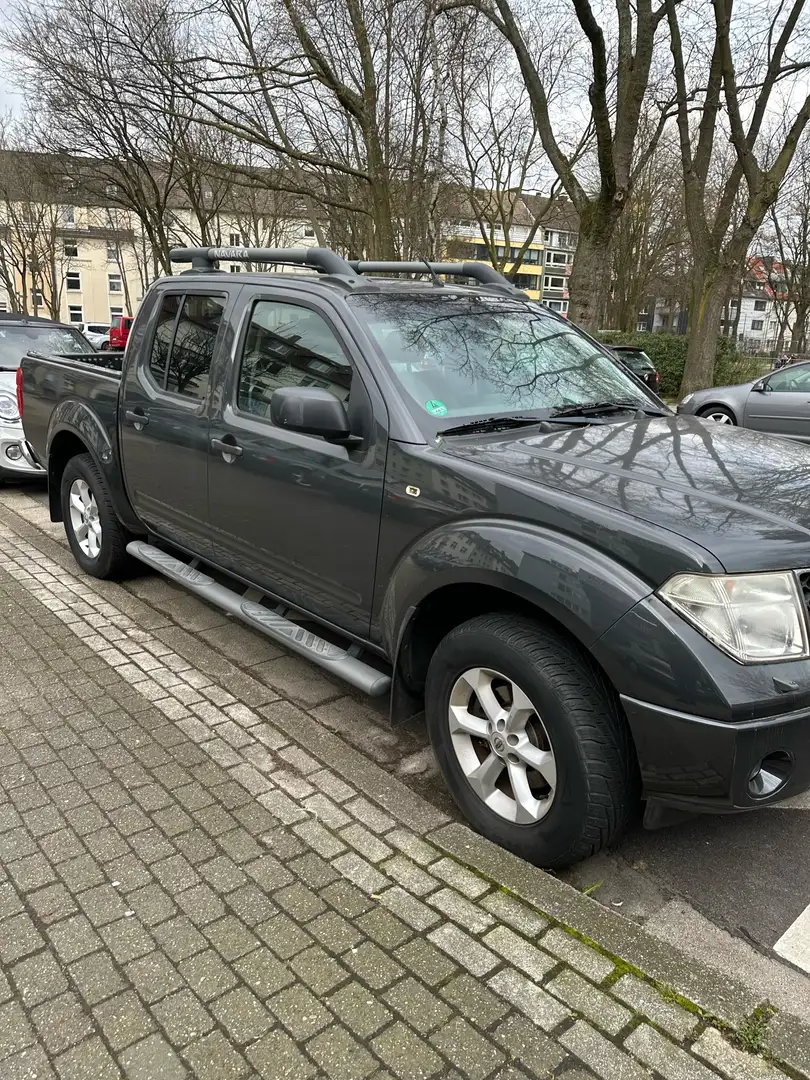 Nissan Navara 2,5 DC I Platinum, Automatic voll Ausstattung Siyah - 2