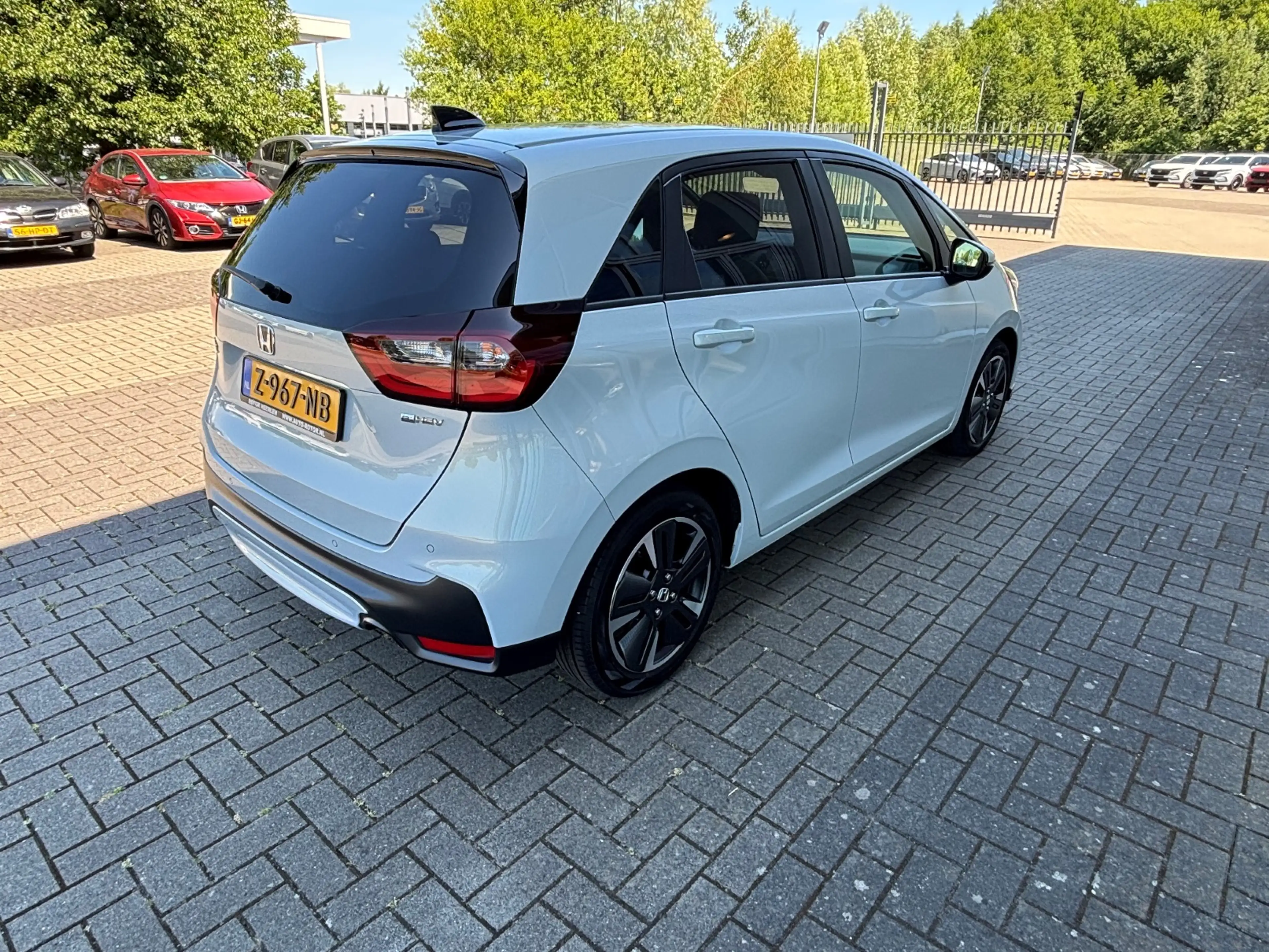 Honda Jazz 1.5 e:HEV Hybrid Advance | Navi | P.cam — photo 3