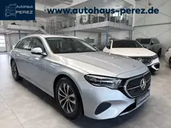 Mercedes-Benz E 200 T AVANTGARDE ADVANCED+ AHK DISTRONIC 360°! Navi/Distronic/Keyless Go/Autom./Klima/Park Assist./Sitzhzg./Dachrel.