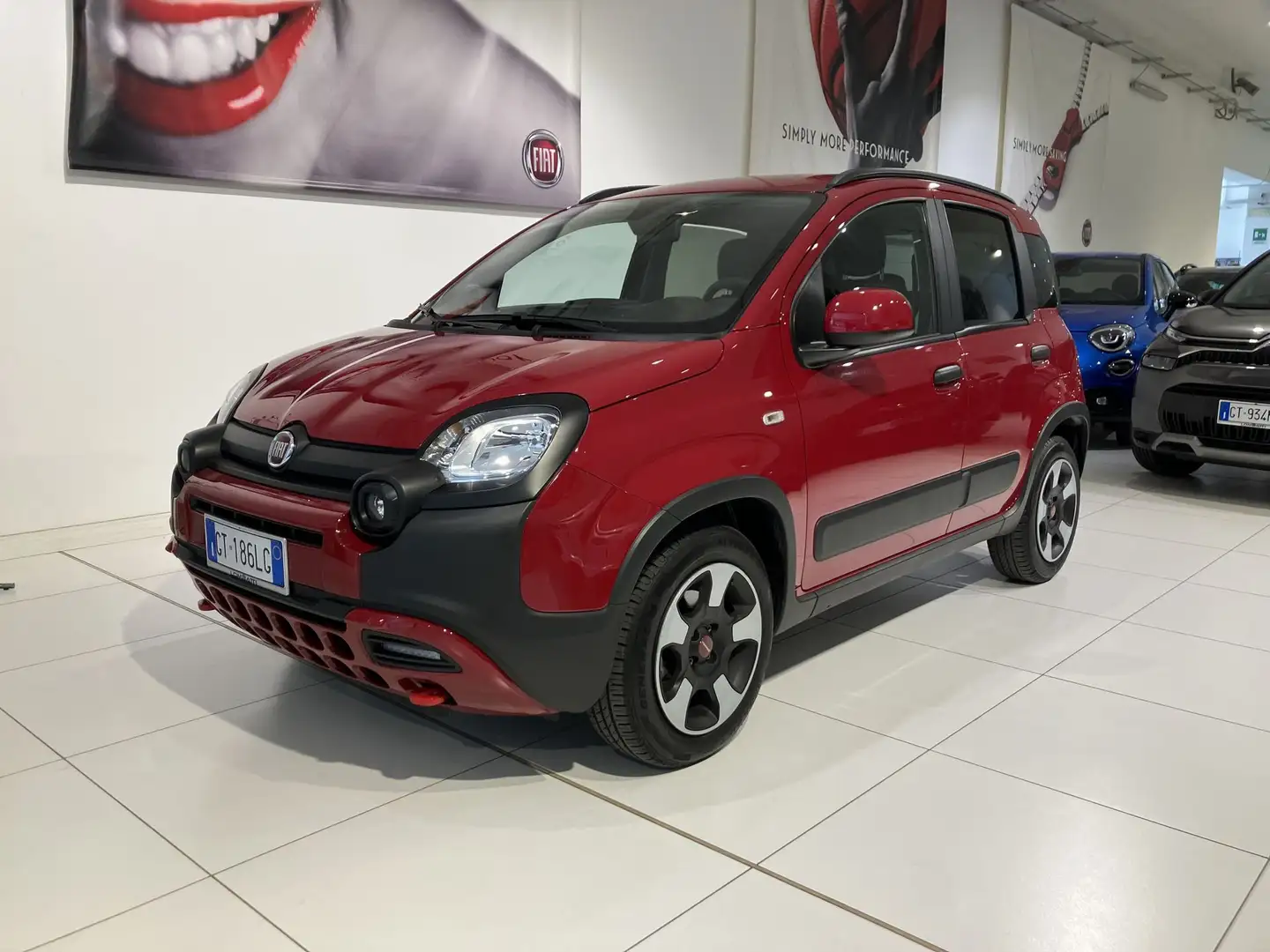 Fiat Panda 1.0 FireFly S&S Hybrid Rosso - 1