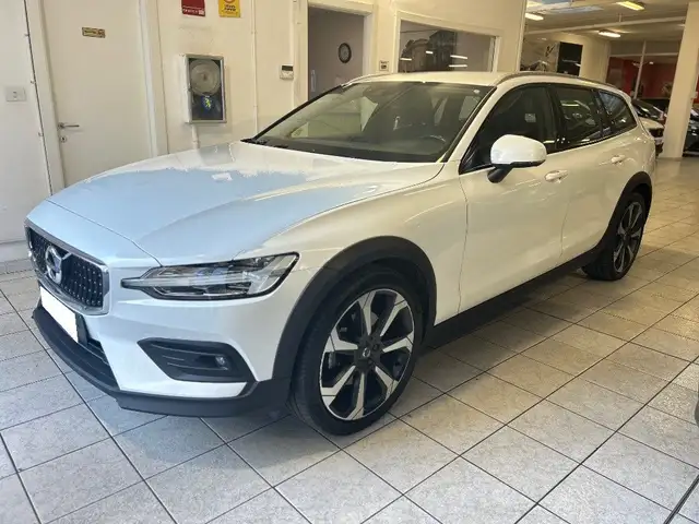 Volvo V60 Cross Country D4 AWD Geartronic Business Plus