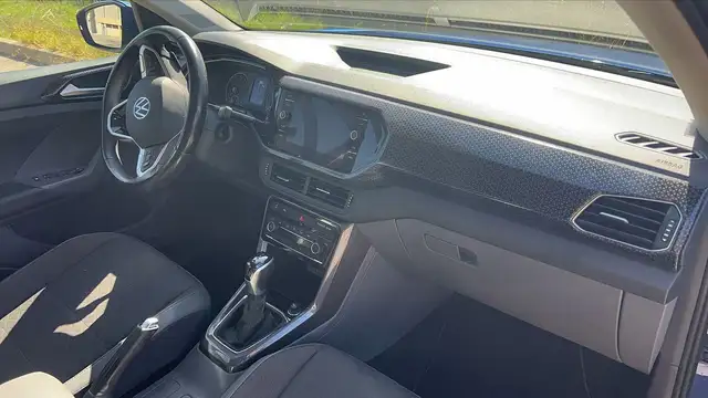 Volkswagen T-Cross view 10