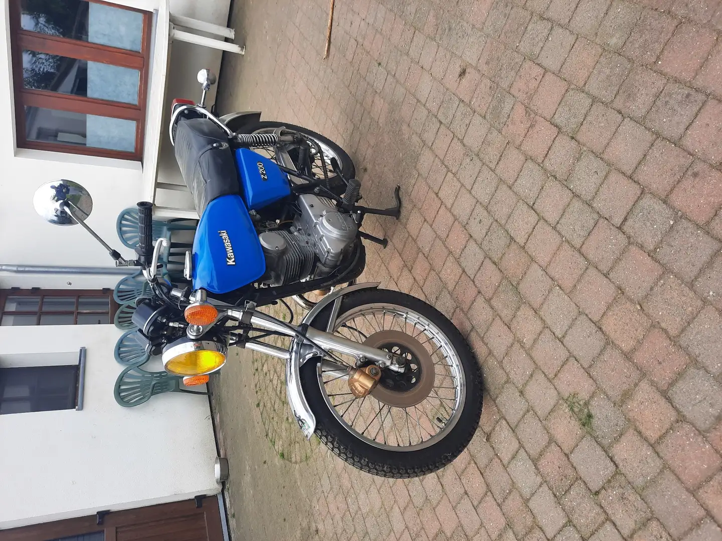 Kawasaki Z 200 Blau - 2