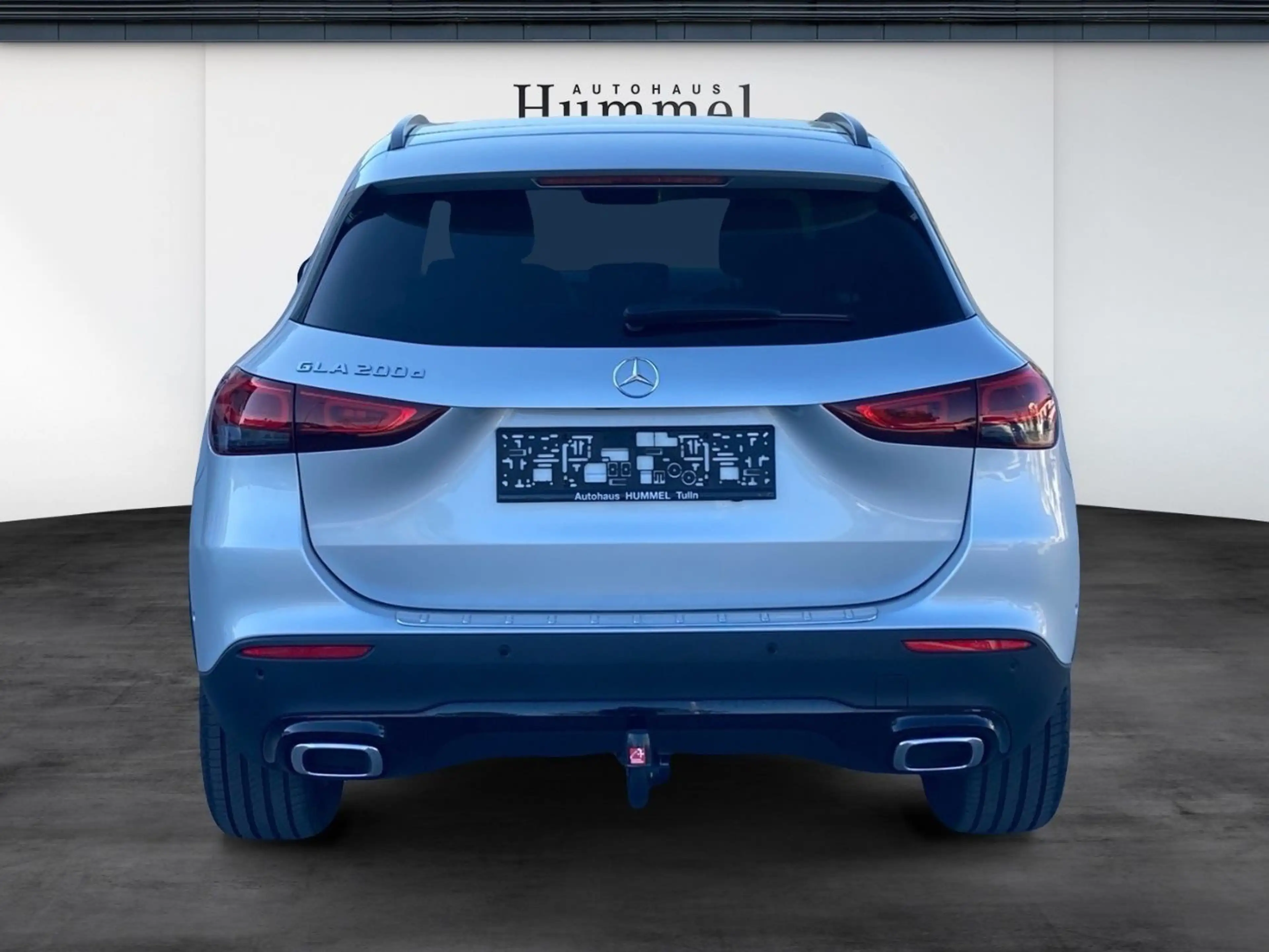 Mercedes-Benz GLA 200 d Progressive RKam Klima Shz Ambi — photo 2