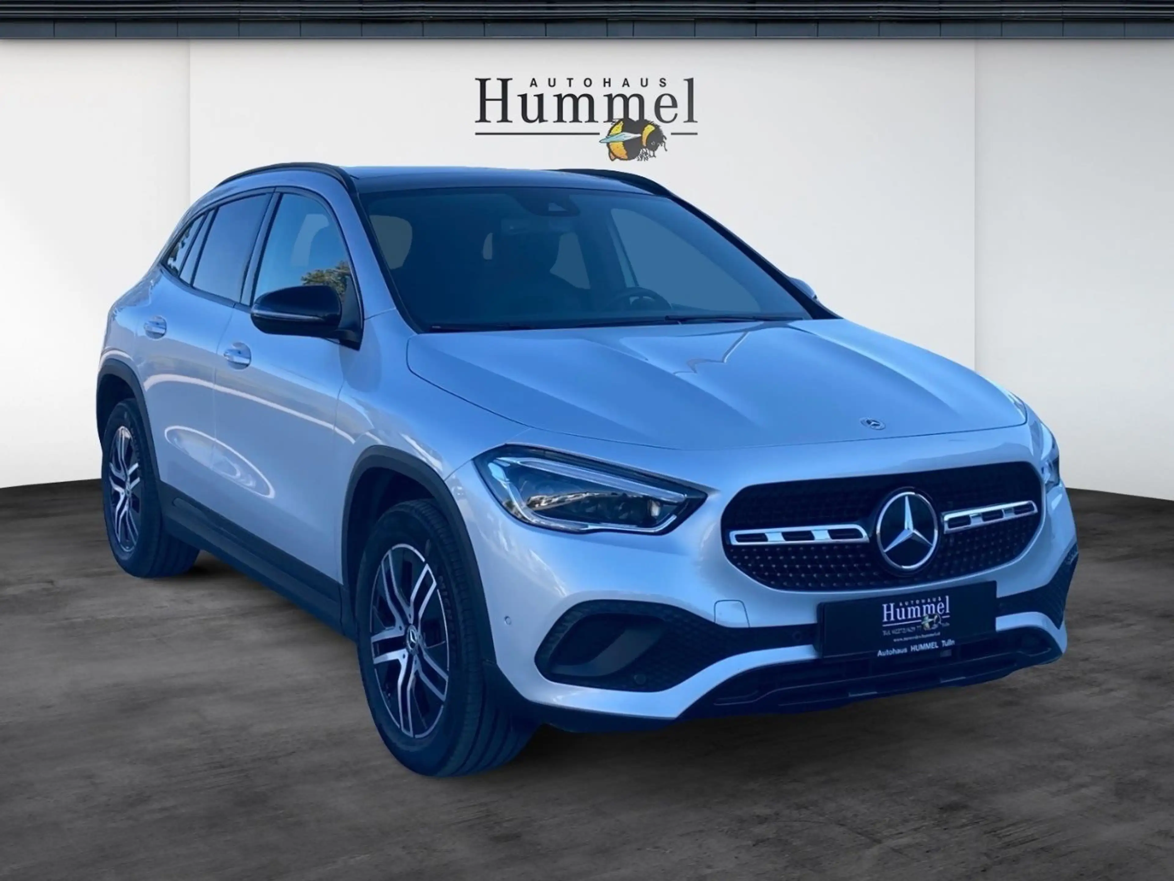 Mercedes-Benz GLA 200 d Progressive RKam Klima Shz Ambi — photo 6