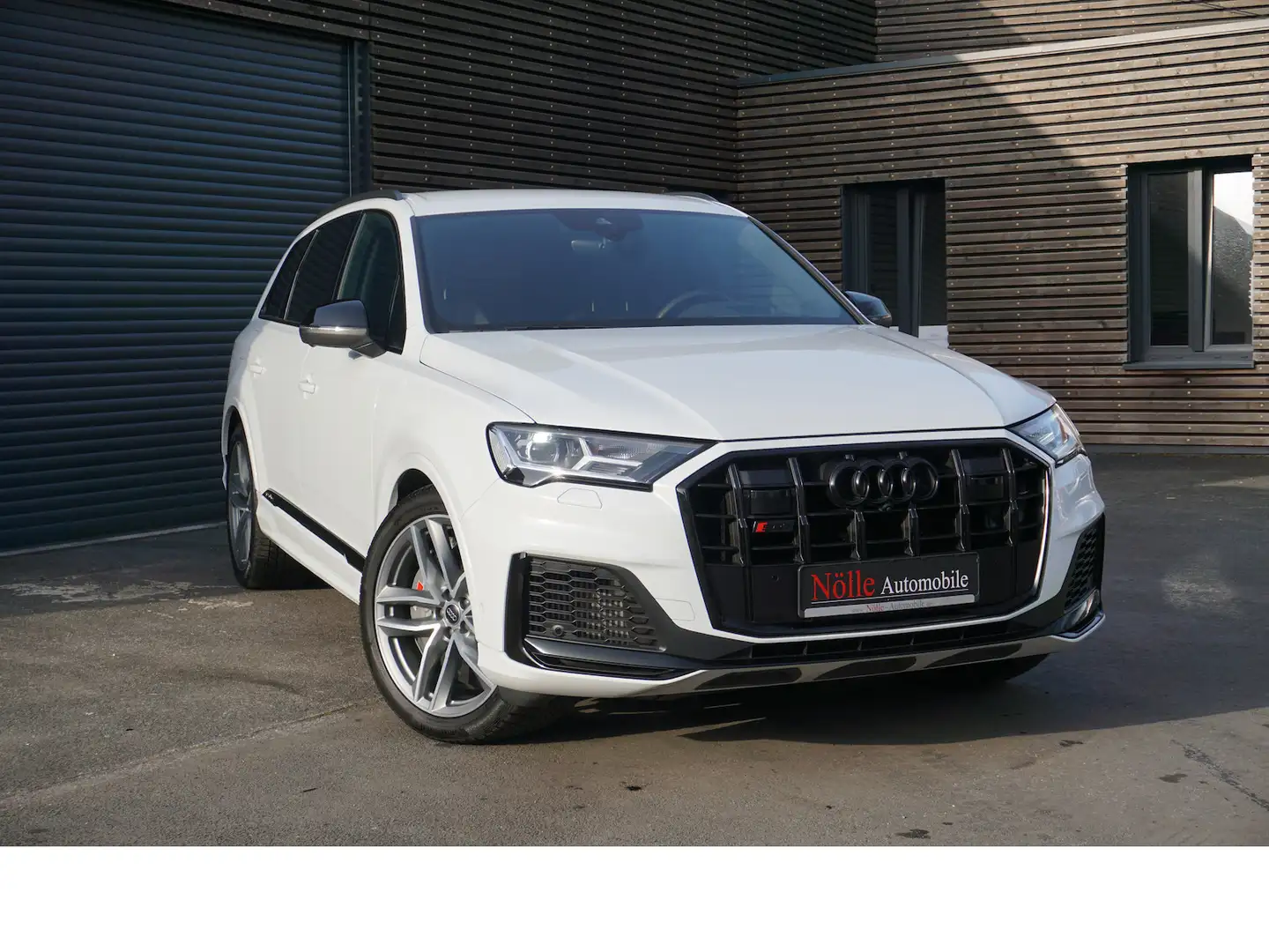 Audi SQ7 competition+ HuD Keramik StdHz B&O Carbon Weiß - 1