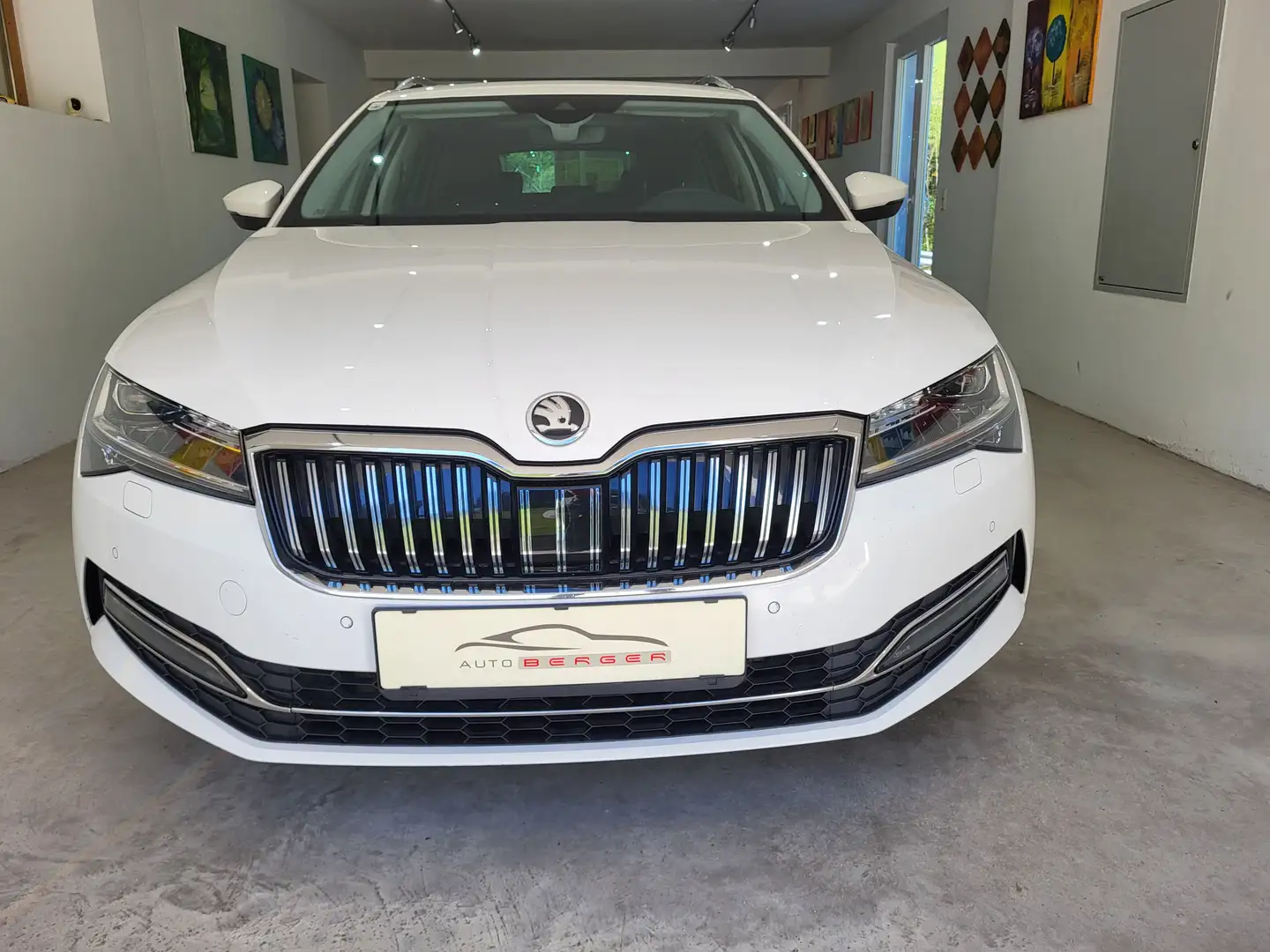 Skoda Superb Superb Kombi 2,0 TDI DSG Style *3 Jahre Garantie Weiß - 2