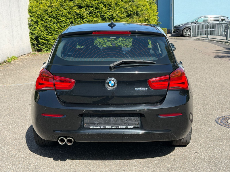 BMW 120 i Advantage TÜV NEU/LED SCH./NAVI/SHZ/TEMP./ — photo 8