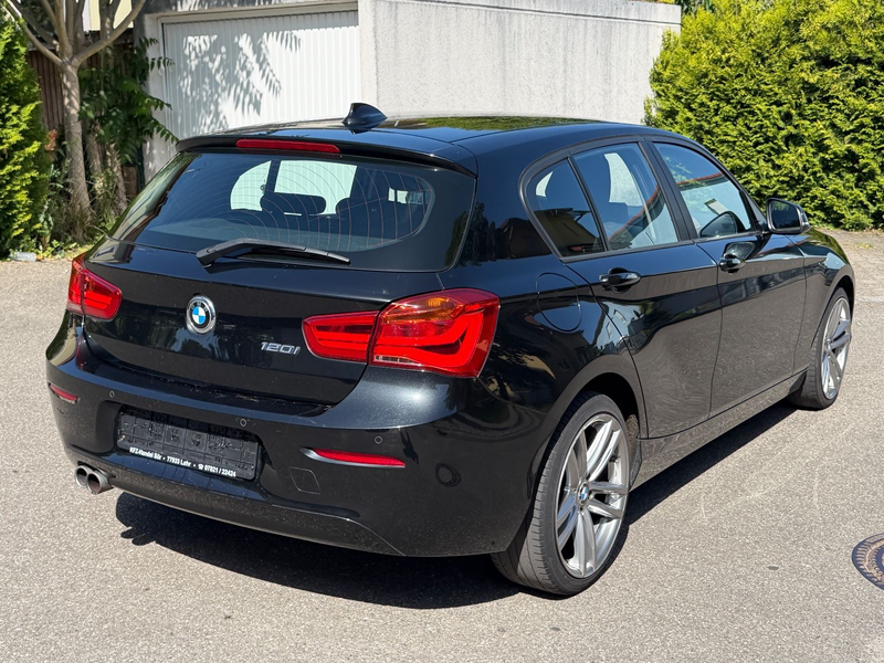 BMW 120 i Advantage TÜV NEU/LED SCH./NAVI/SHZ/TEMP./ — photo 7
