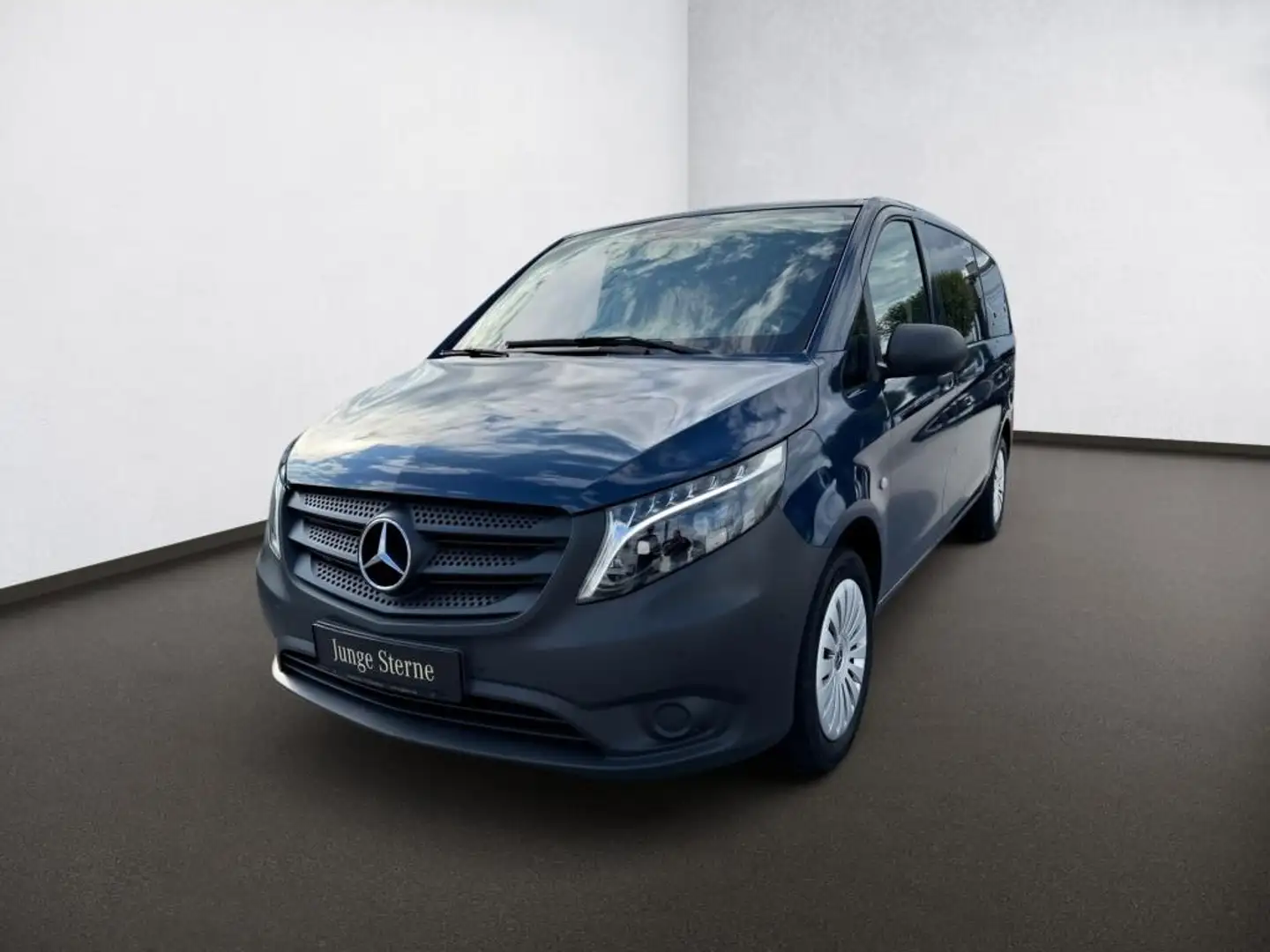 Mercedes-Benz Vito 116 Tourer PRO Lang Kamera*Klima*9-Sitz*LED Blau - 2